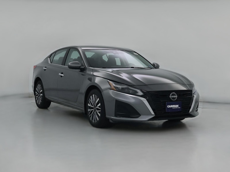 2023 Nissan Altima SV