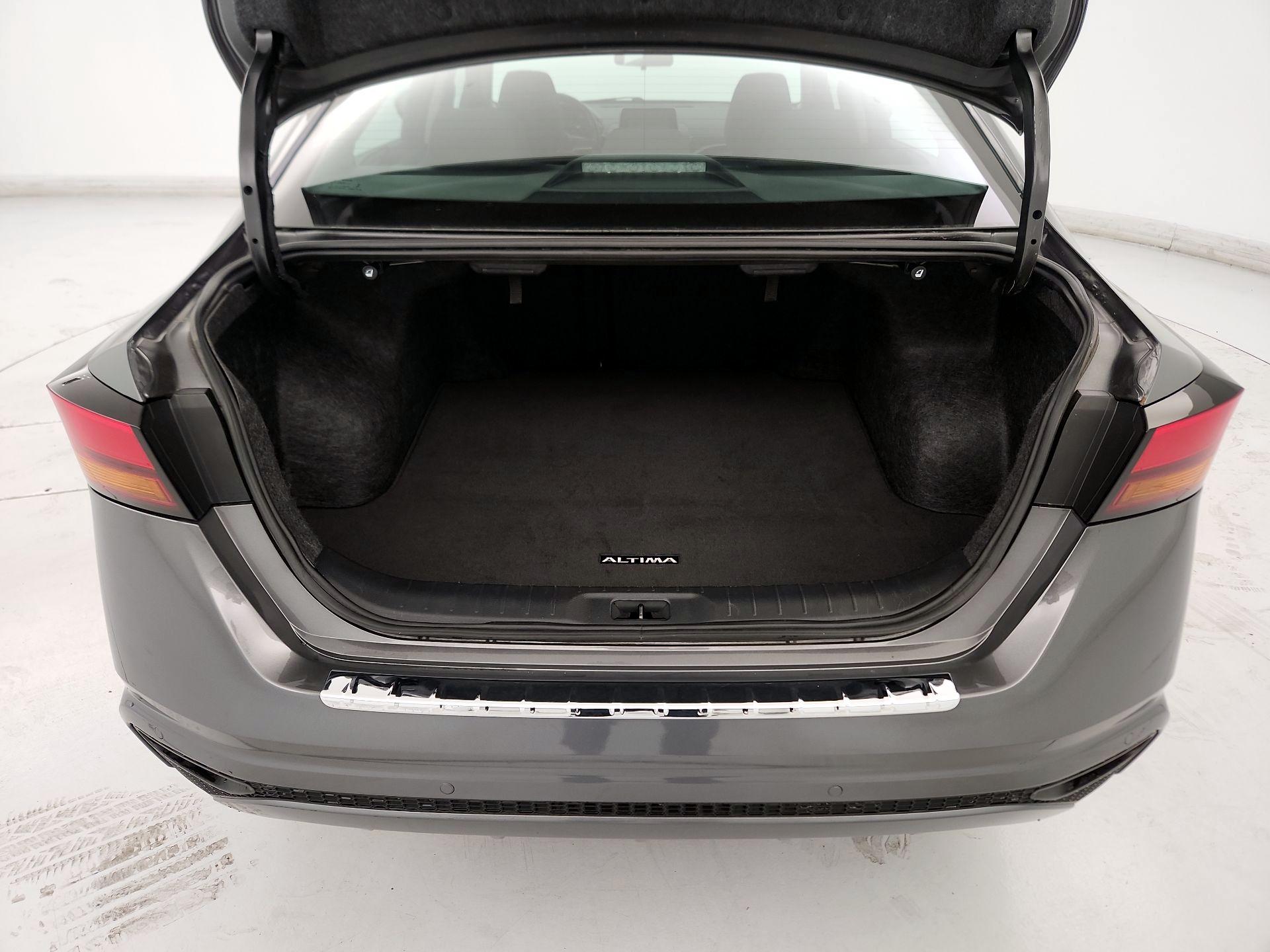 Thumbnail: 2023 Nissan Altima - 20