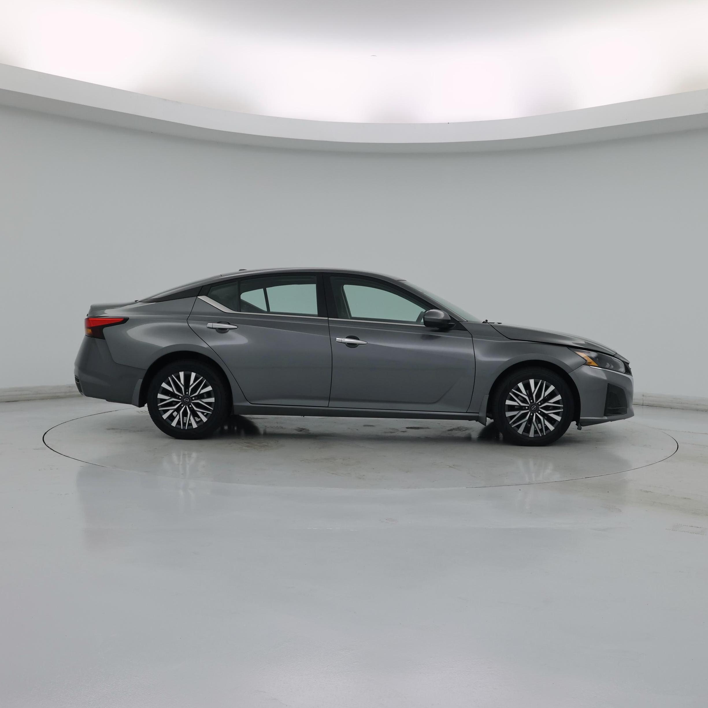 Thumbnail: 2023 Nissan Altima - 7