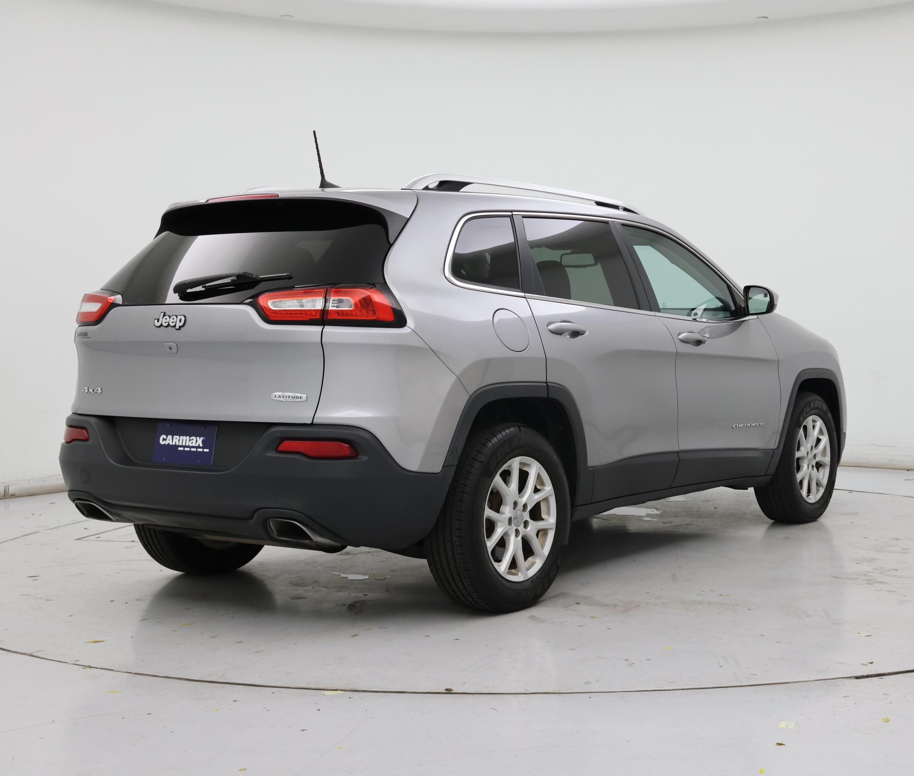 Thumbnail: 2017 Jeep Cherokee - 8