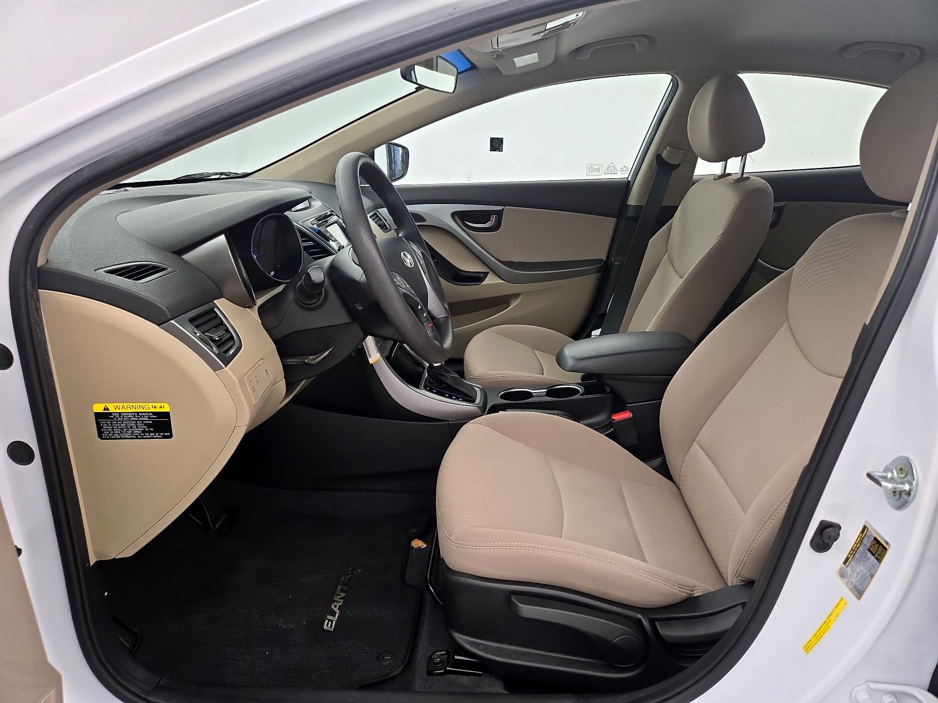 Thumbnail: 2016 Hyundai Elantra - 9