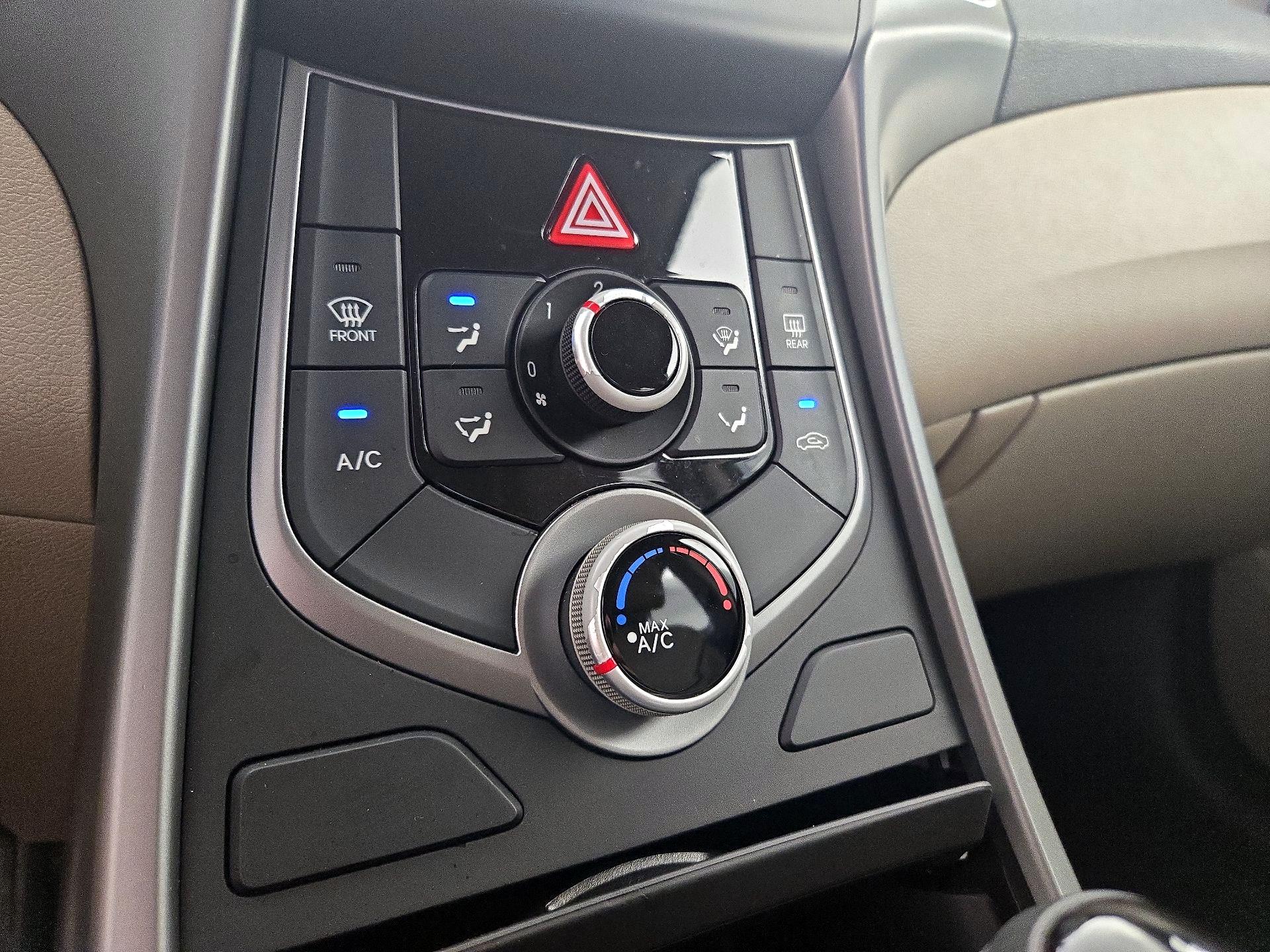 Thumbnail: 2016 Hyundai Elantra - 14