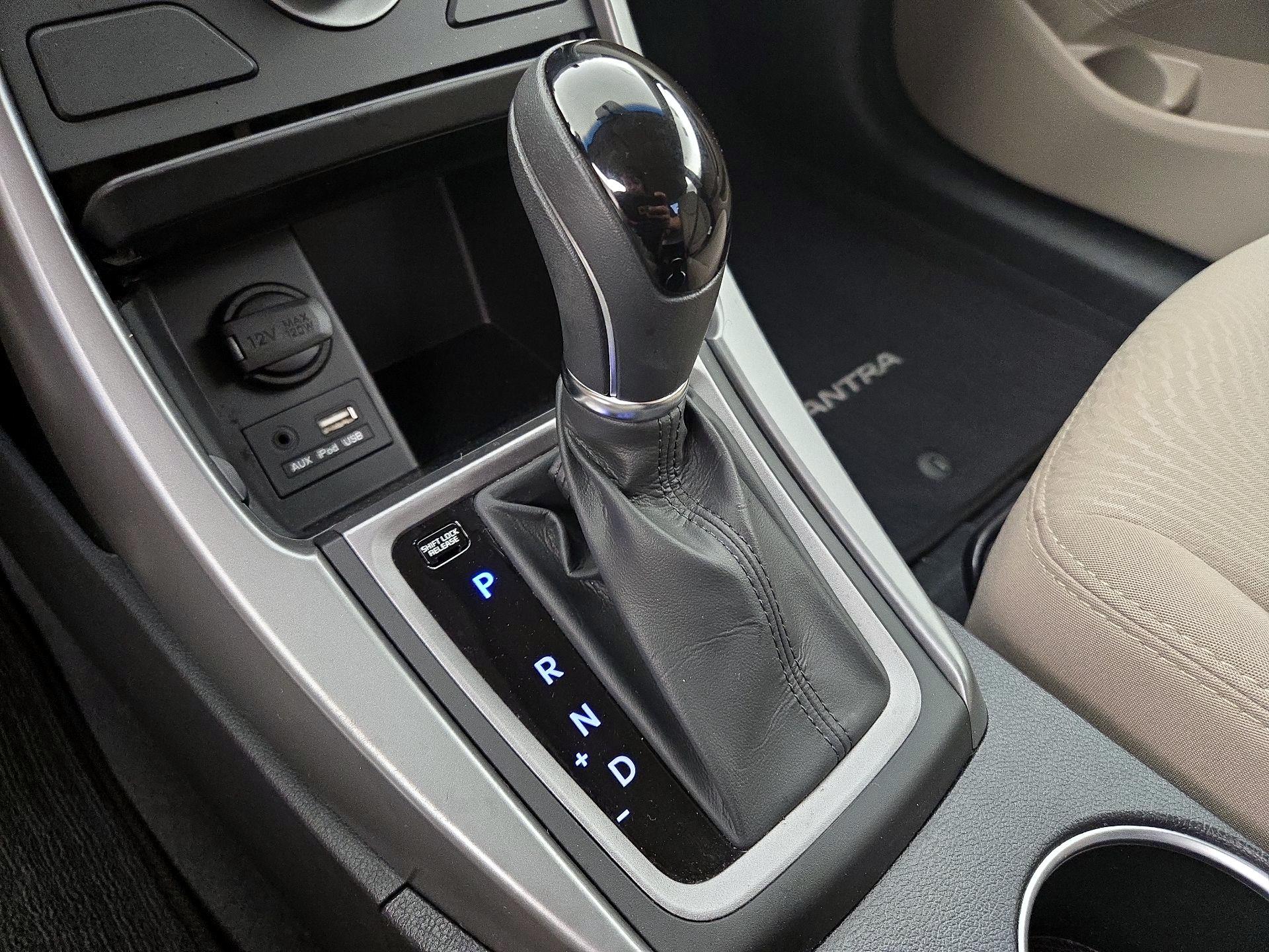 Thumbnail: 2016 Hyundai Elantra - 15