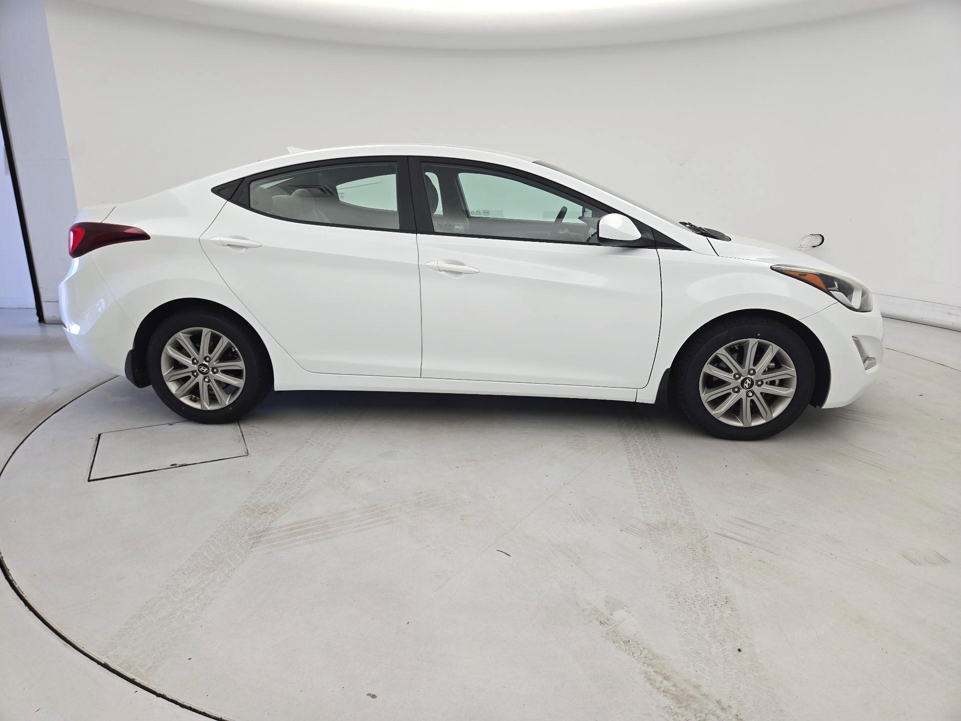 Thumbnail: 2016 Hyundai Elantra - 4