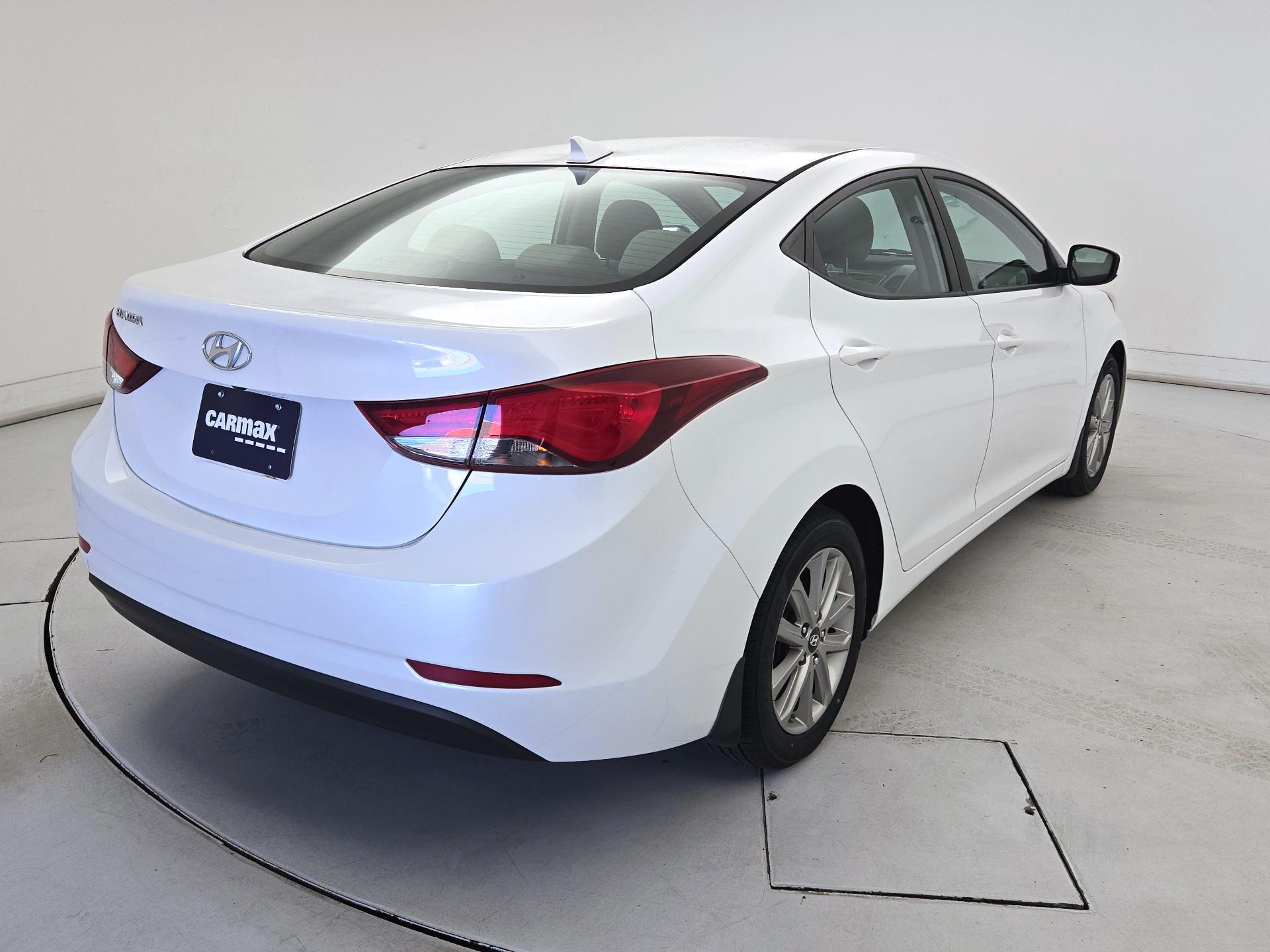 Thumbnail: 2016 Hyundai Elantra - 5