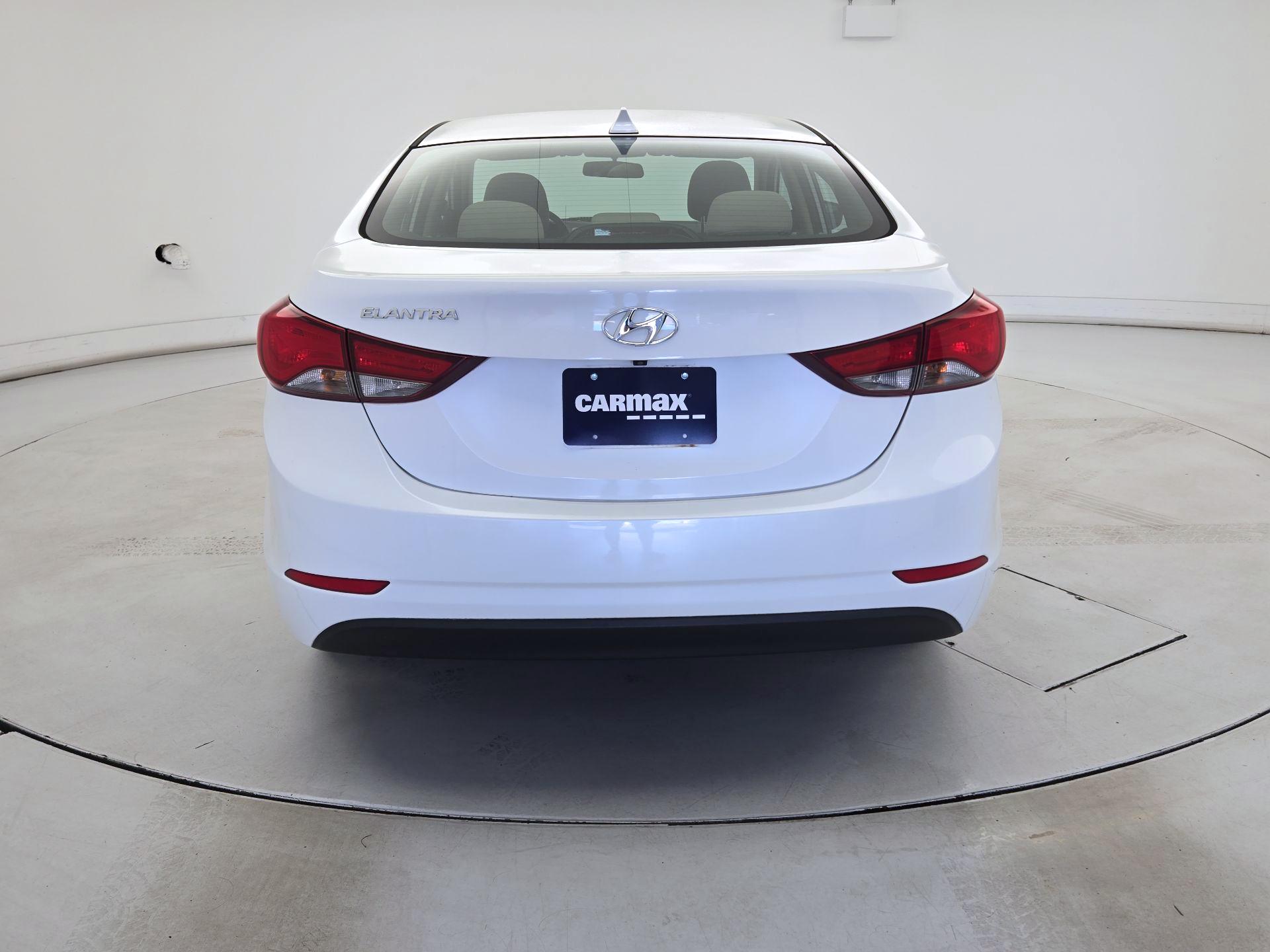 Thumbnail: 2016 Hyundai Elantra - 6