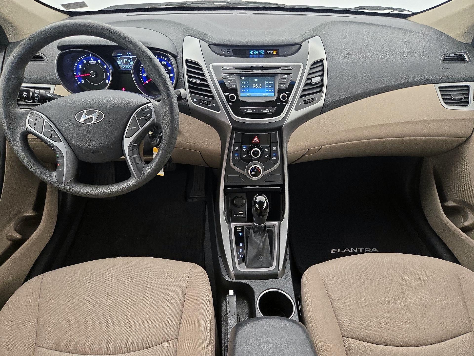 Thumbnail: 2016 Hyundai Elantra - 8
