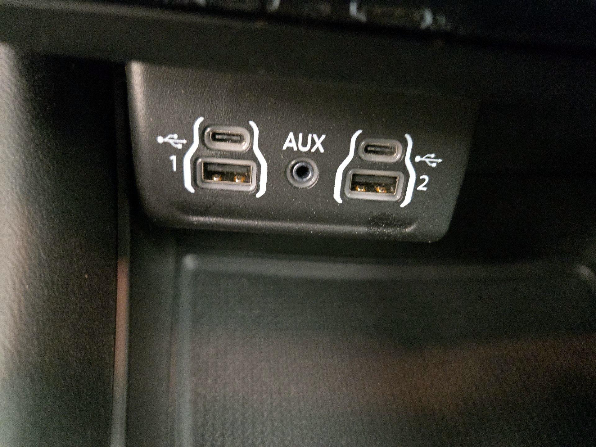 Thumbnail: 2021 Dodge Durango - 19