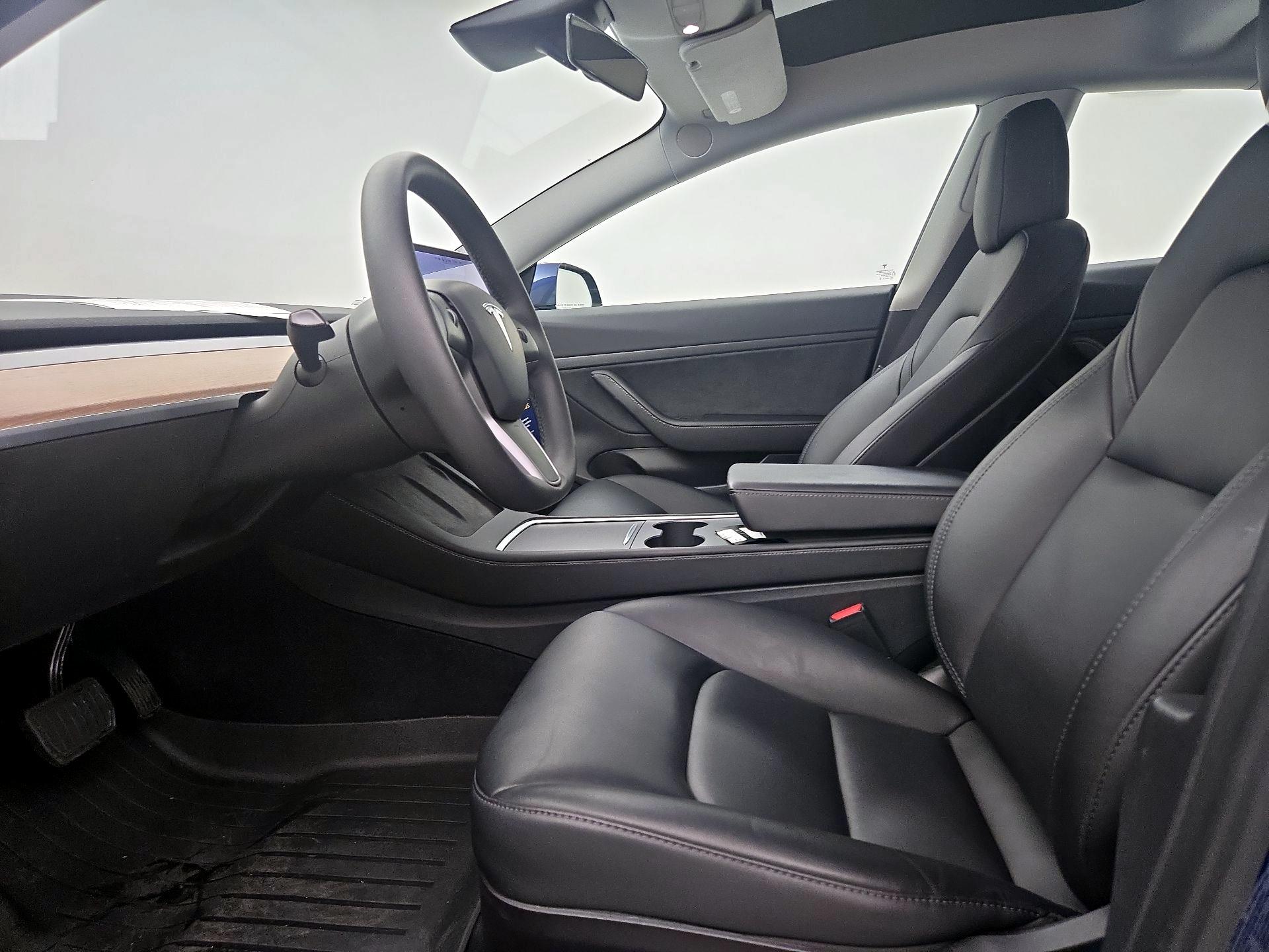 Thumbnail: 2021 Tesla Model 3 - 11