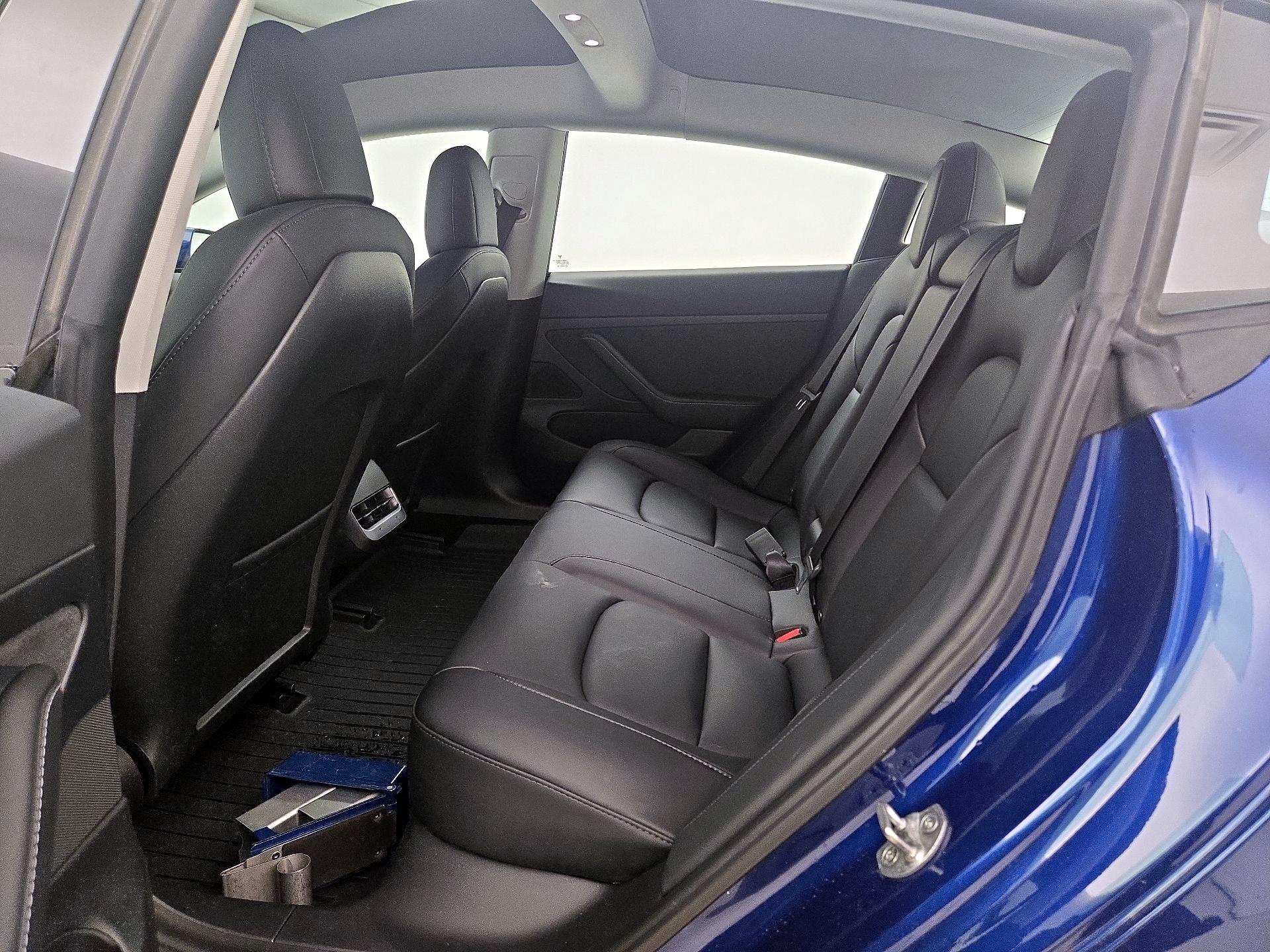 Thumbnail: 2021 Tesla Model 3 - 20