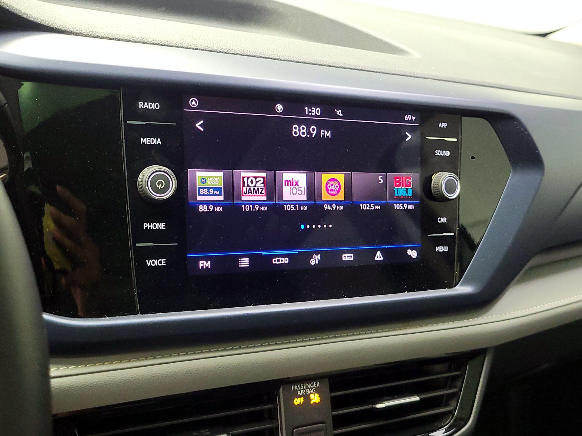 Thumbnail: 2024 Volkswagen Taos - 13