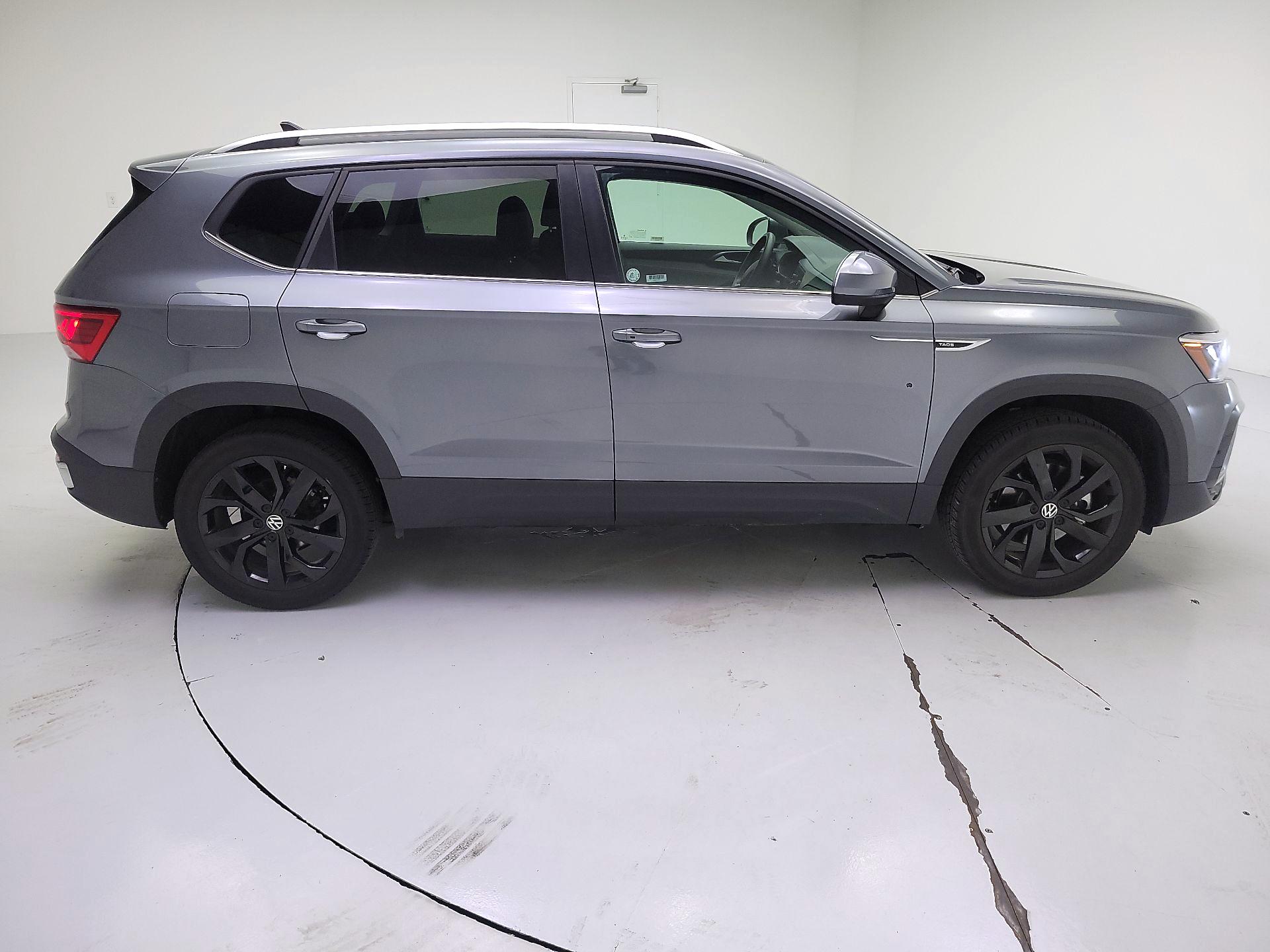 Thumbnail: 2024 Volkswagen Taos - 4