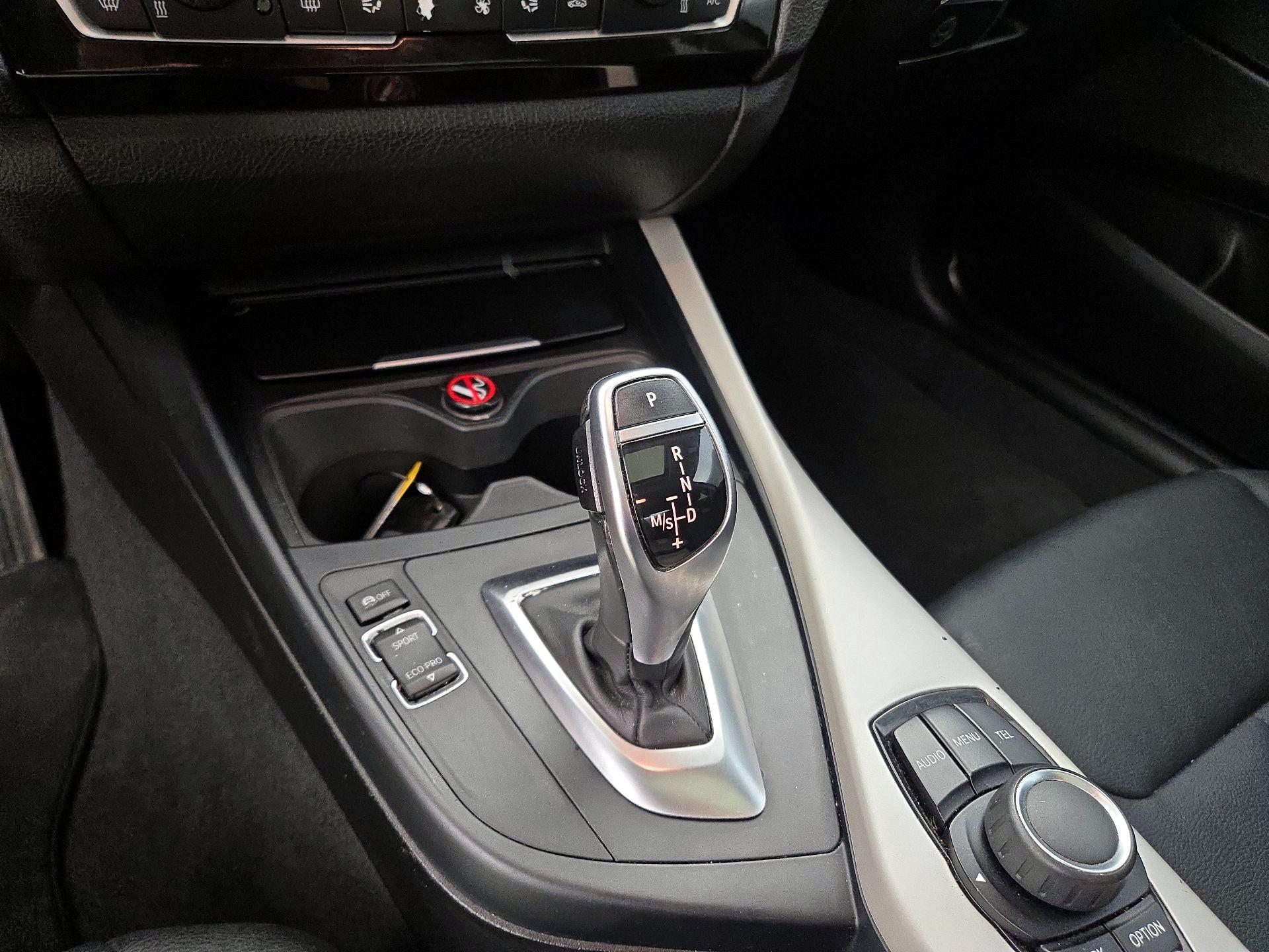 Thumbnail: 2015 BMW 2 Series - 16