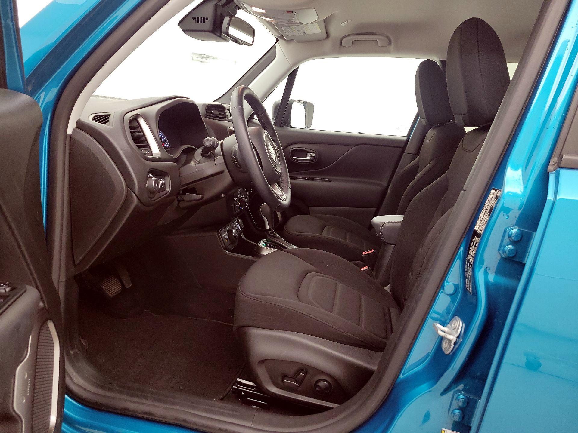 Thumbnail: 2022 Jeep Renegade - 11