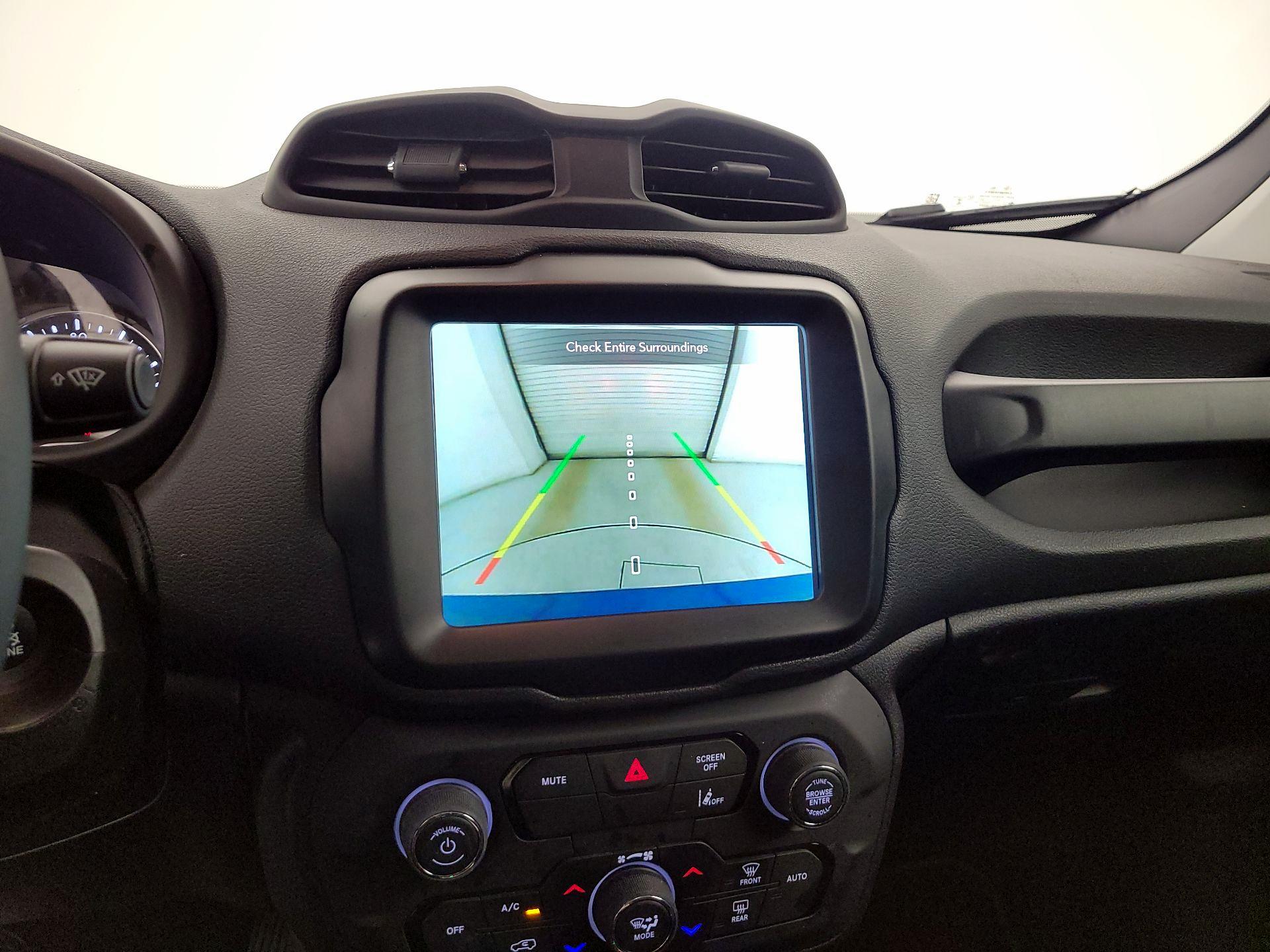 Thumbnail: 2022 Jeep Renegade - 15