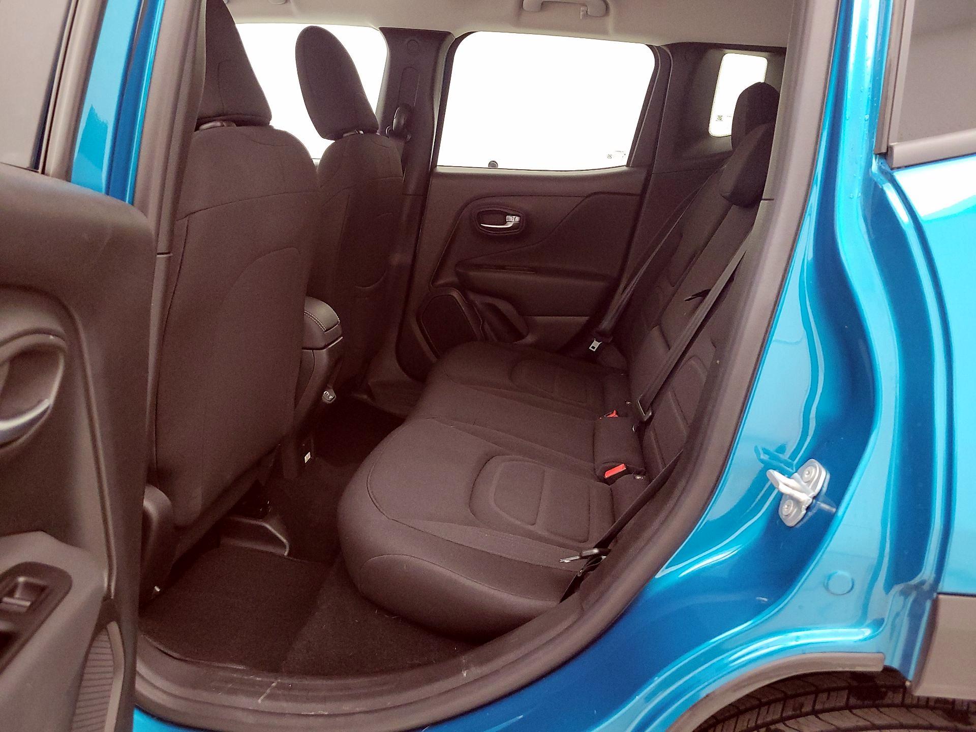 Thumbnail: 2022 Jeep Renegade - 20