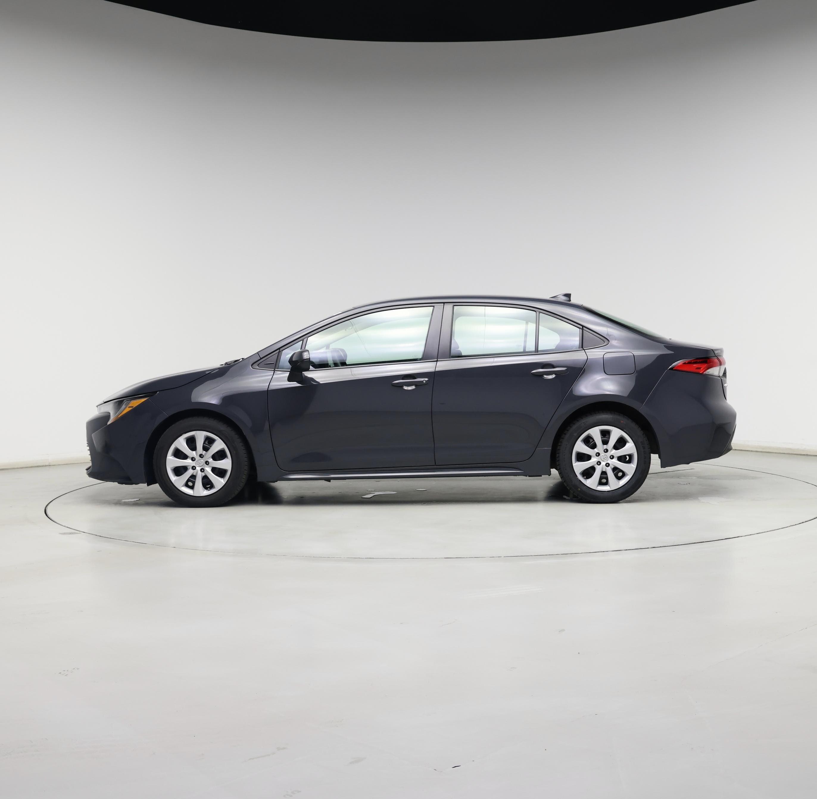 Thumbnail: 2023 Toyota Corolla - 3