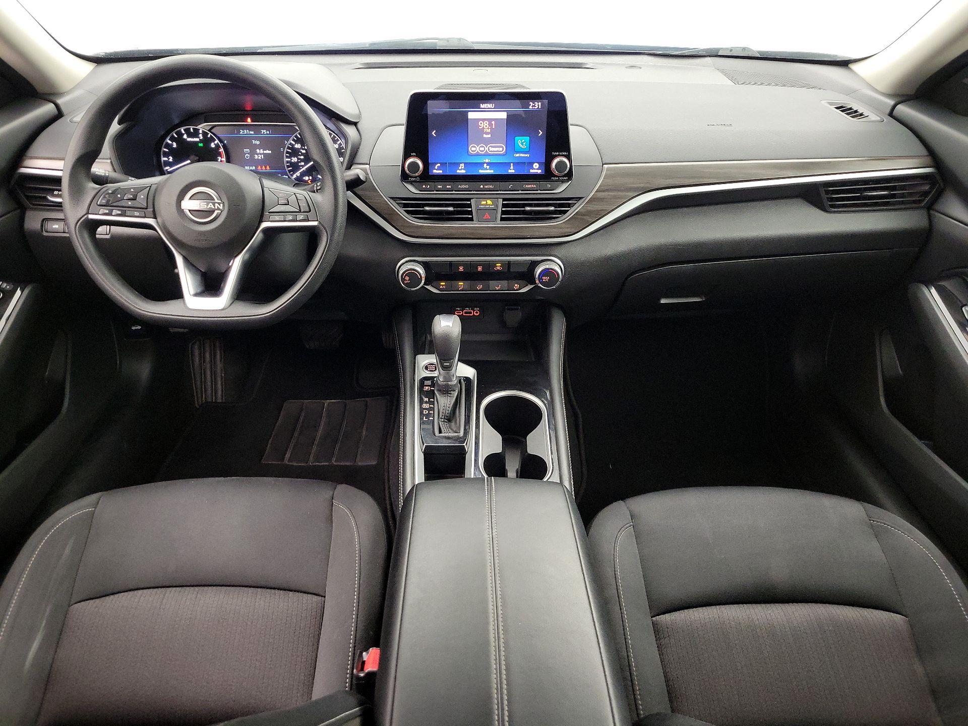 Thumbnail: 2023 Nissan Altima - 9