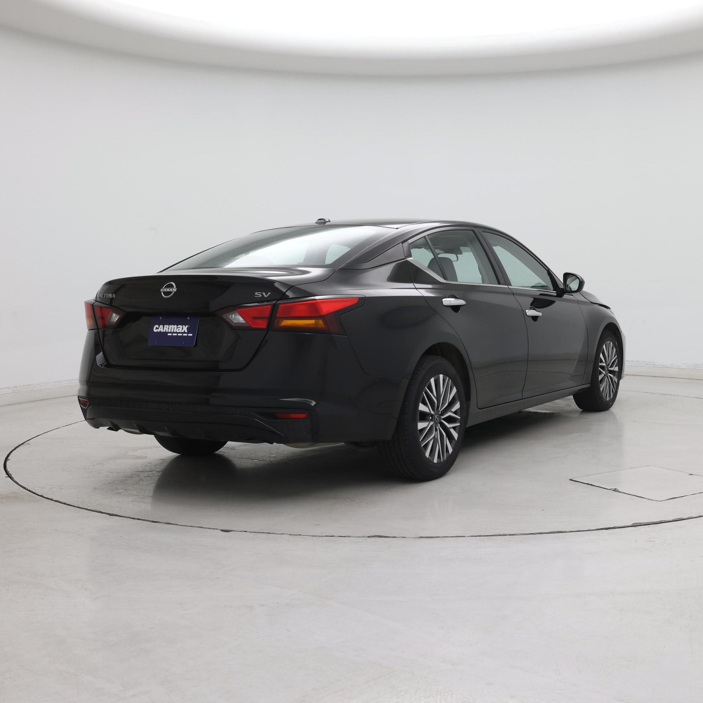Thumbnail: 2023 Nissan Altima - 8