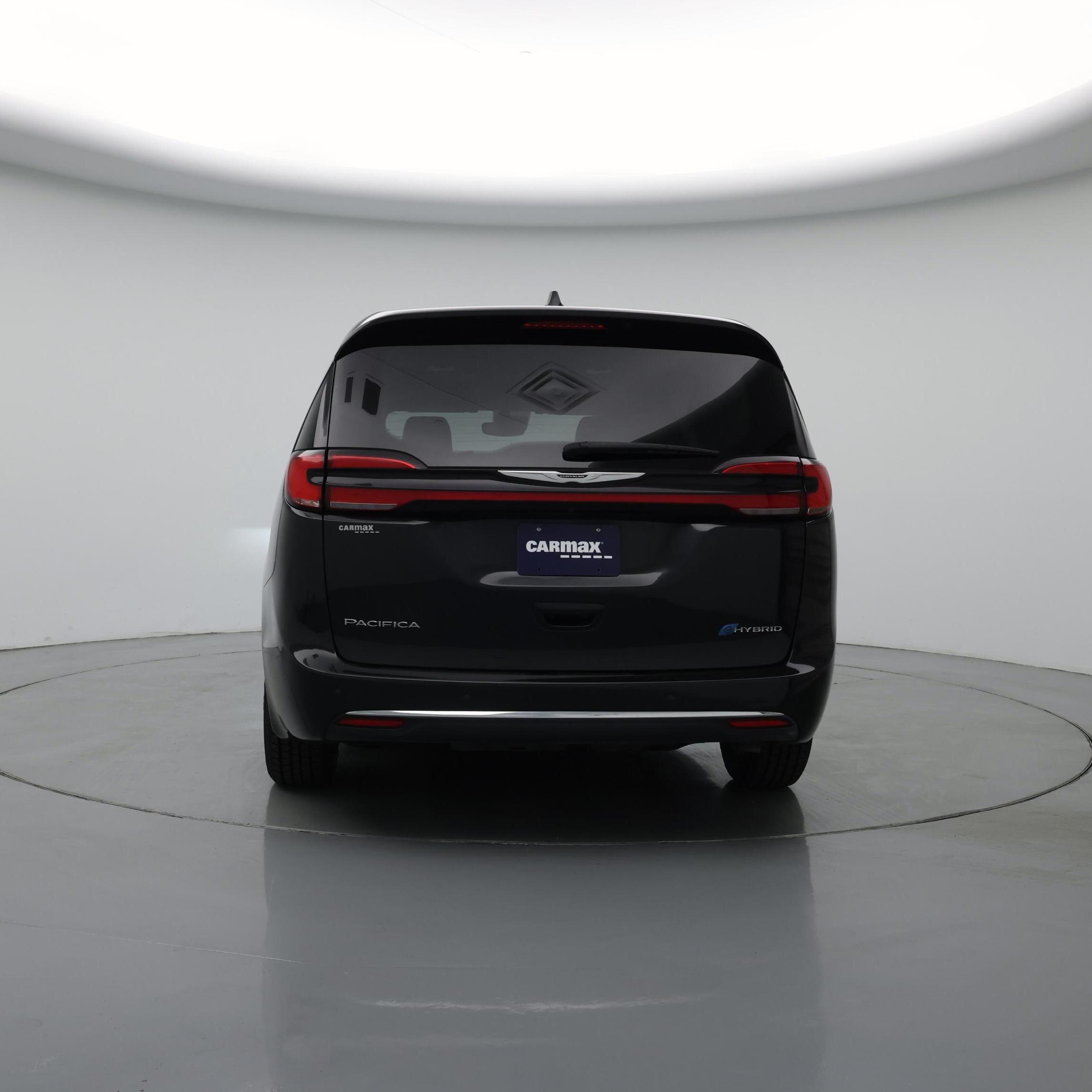 Thumbnail: 2023 Chrysler Pacifica - 6