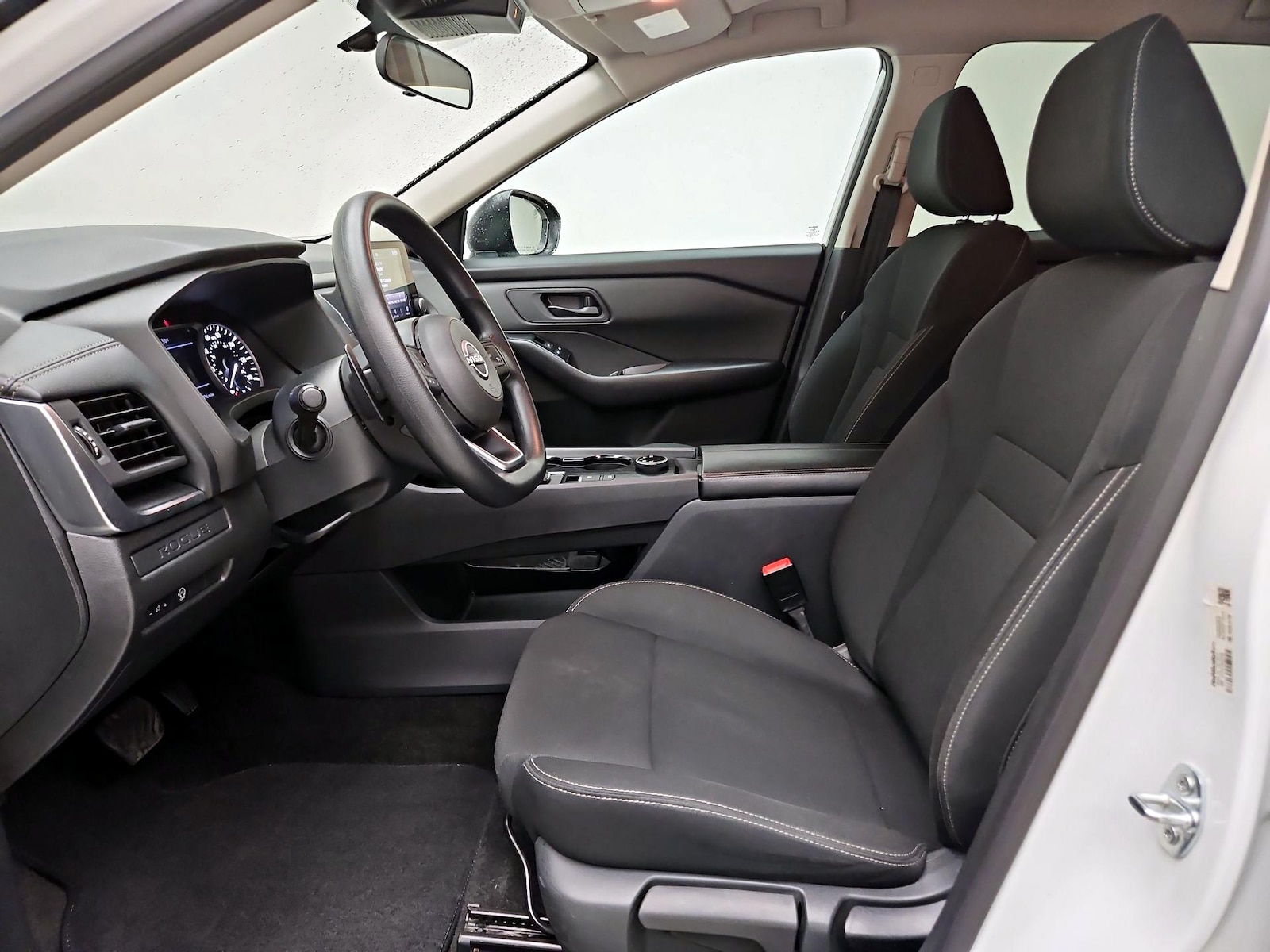 2024 Nissan Rogue S - Photo 12