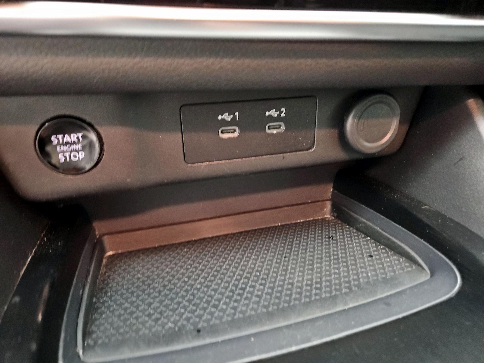 2024 Nissan Rogue S - Photo 19