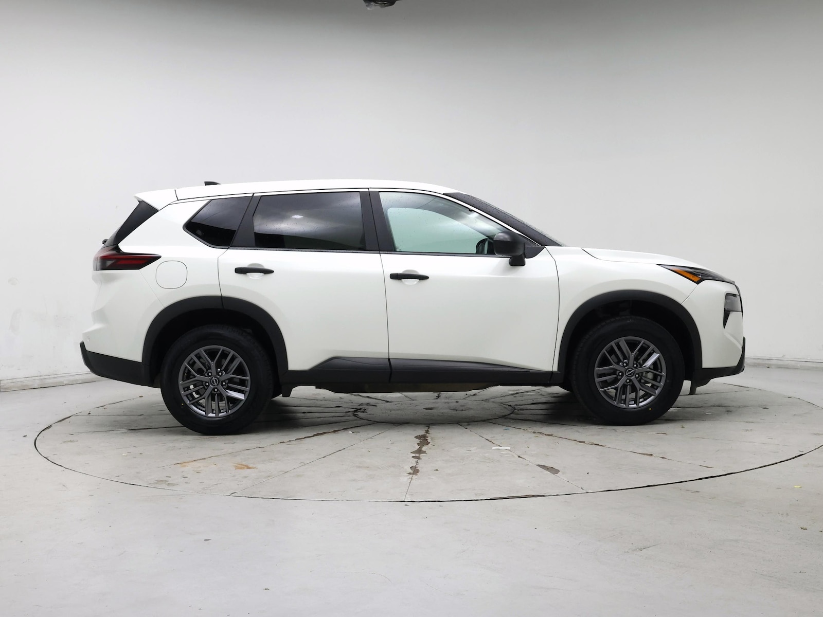 2024 Nissan Rogue S - Photo 8