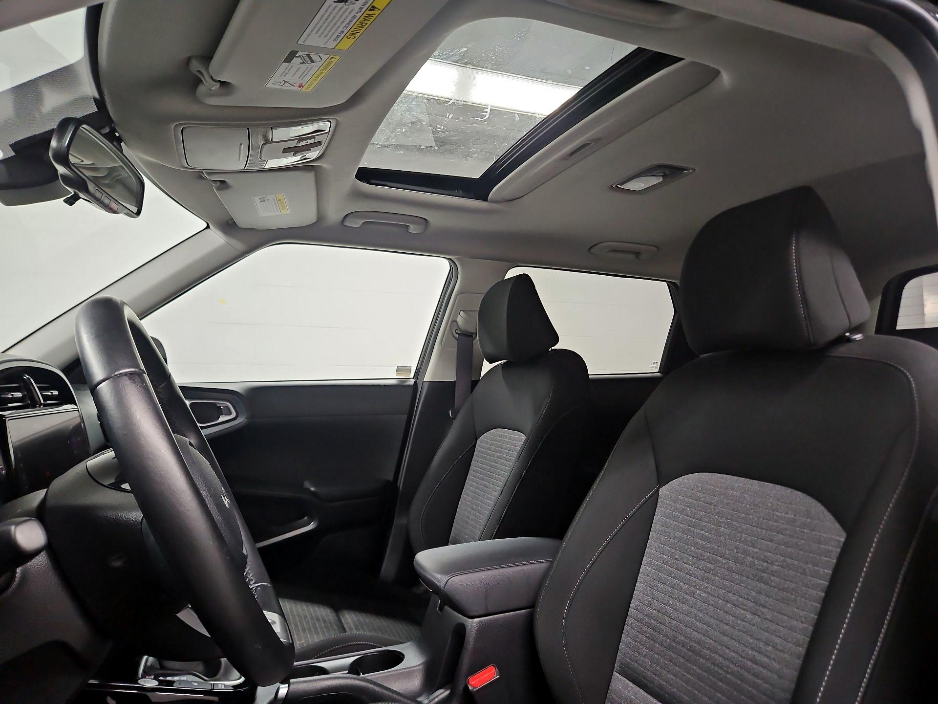 Thumbnail: 2023 Kia Soul - 20