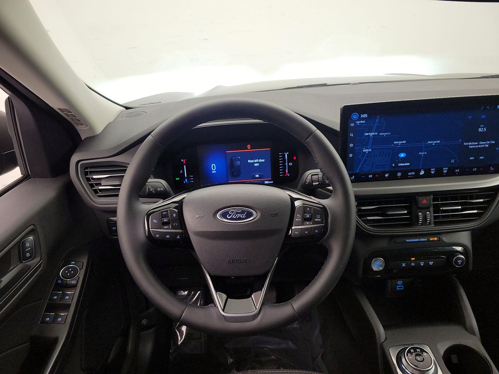 Thumbnail: 2023 Ford Escape - 10