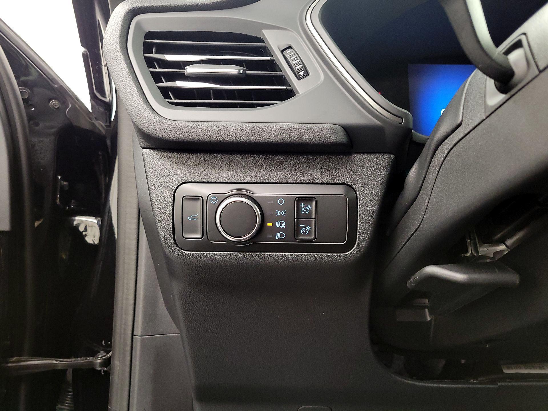 Thumbnail: 2023 Ford Escape - 13