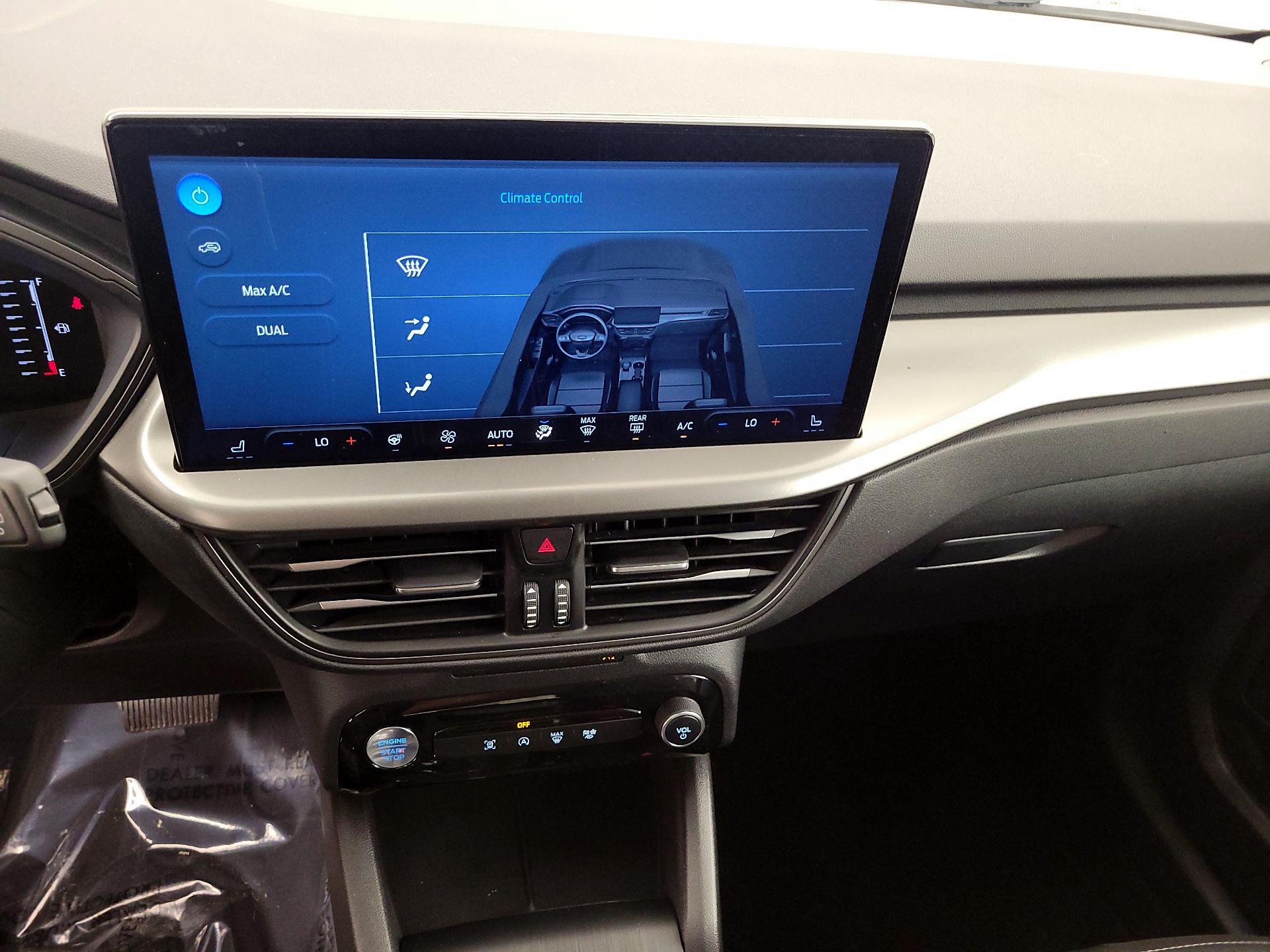 Thumbnail: 2023 Ford Escape - 17