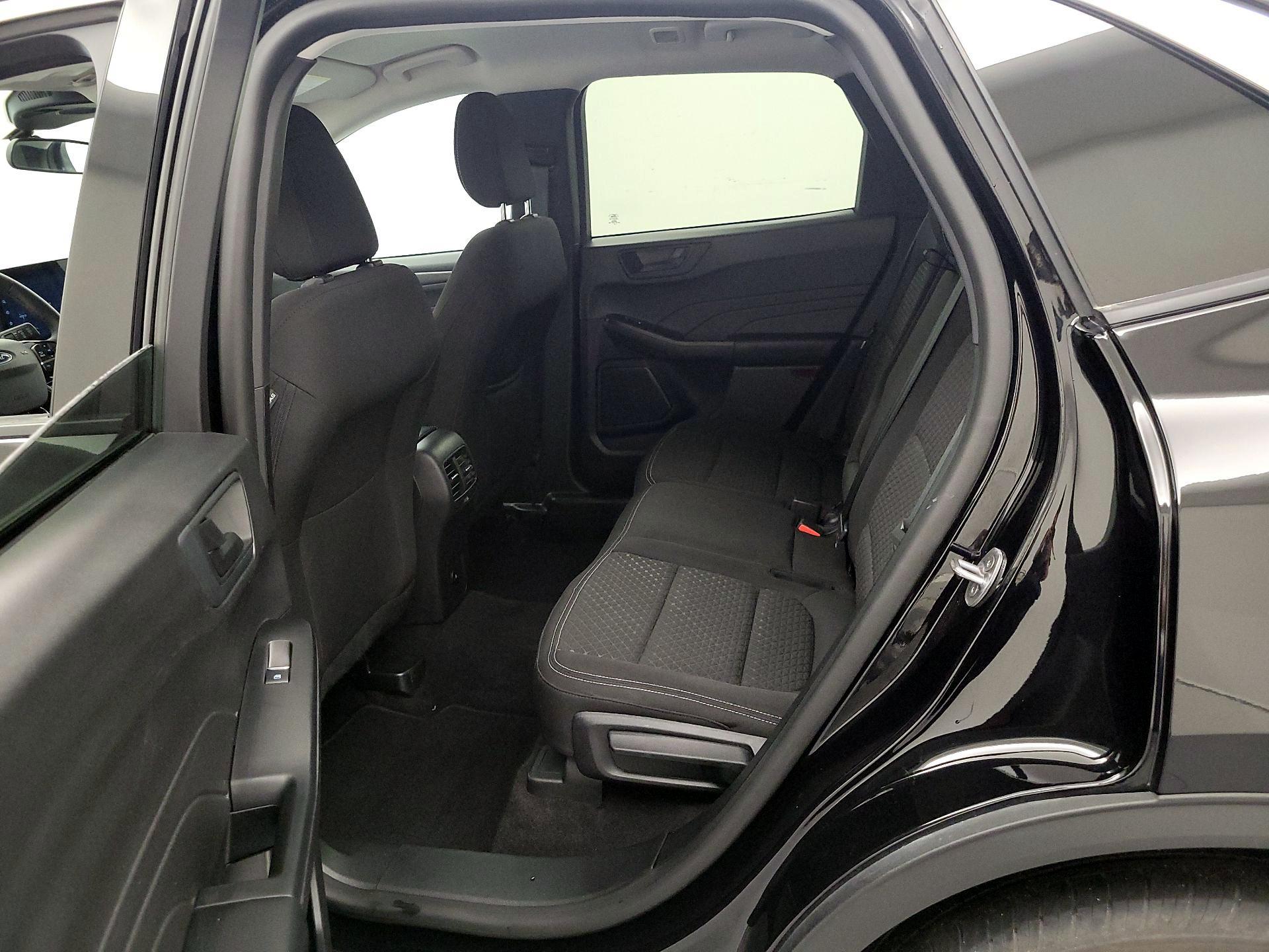 Thumbnail: 2023 Ford Escape - 20