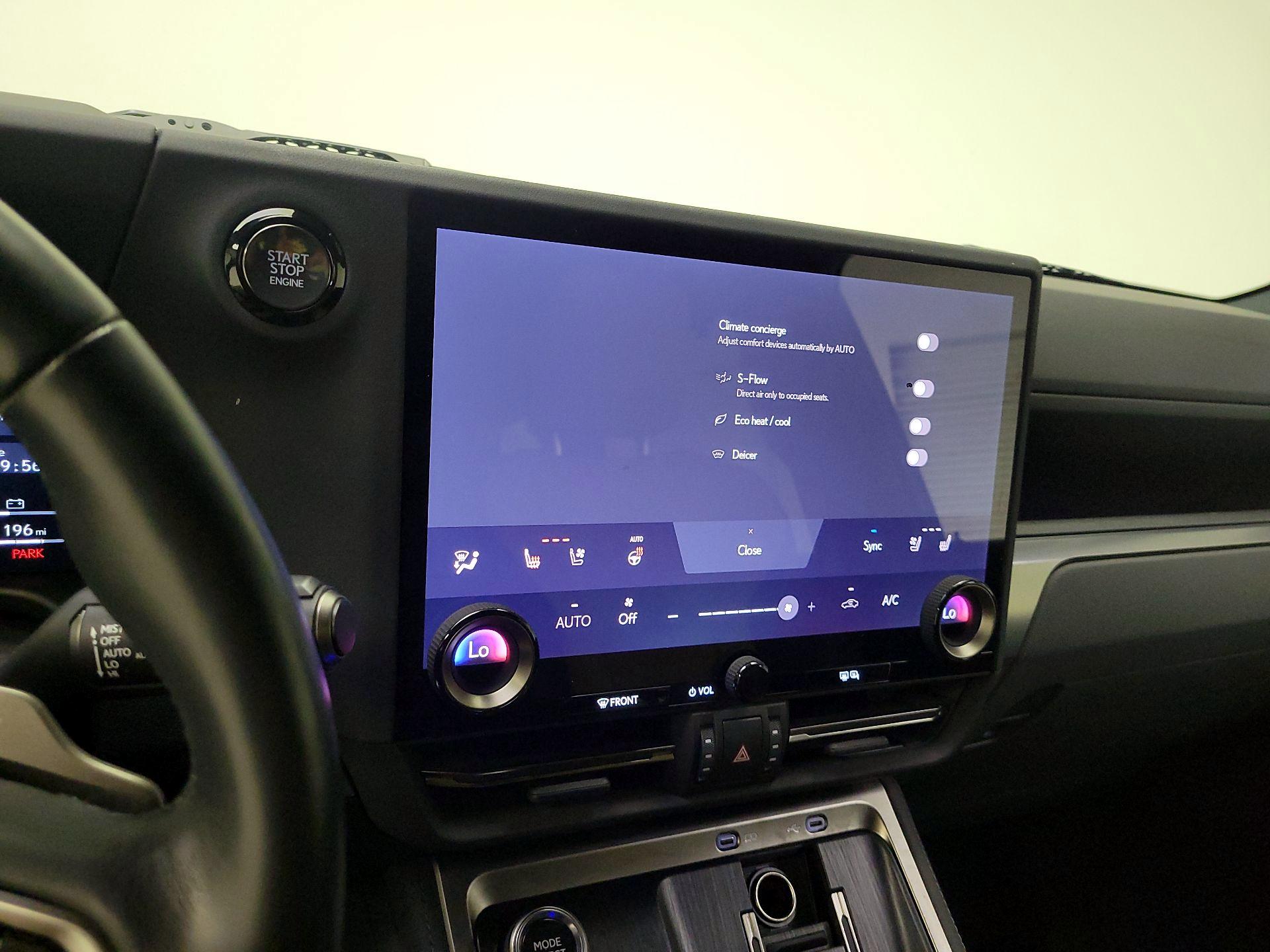 Thumbnail: 2024 Lexus GX - 17