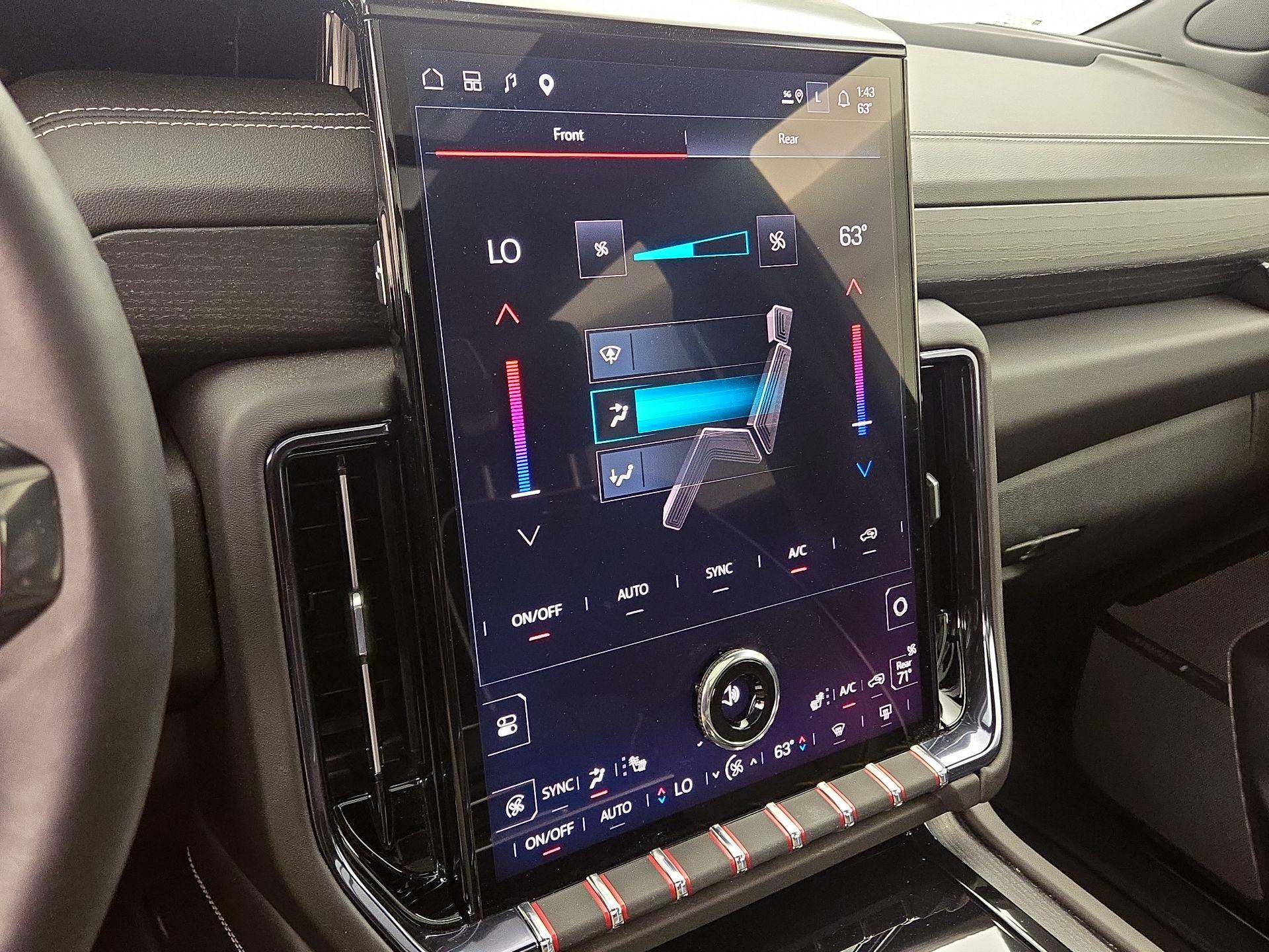 Thumbnail: 2025 GMC Yukon XL - 17