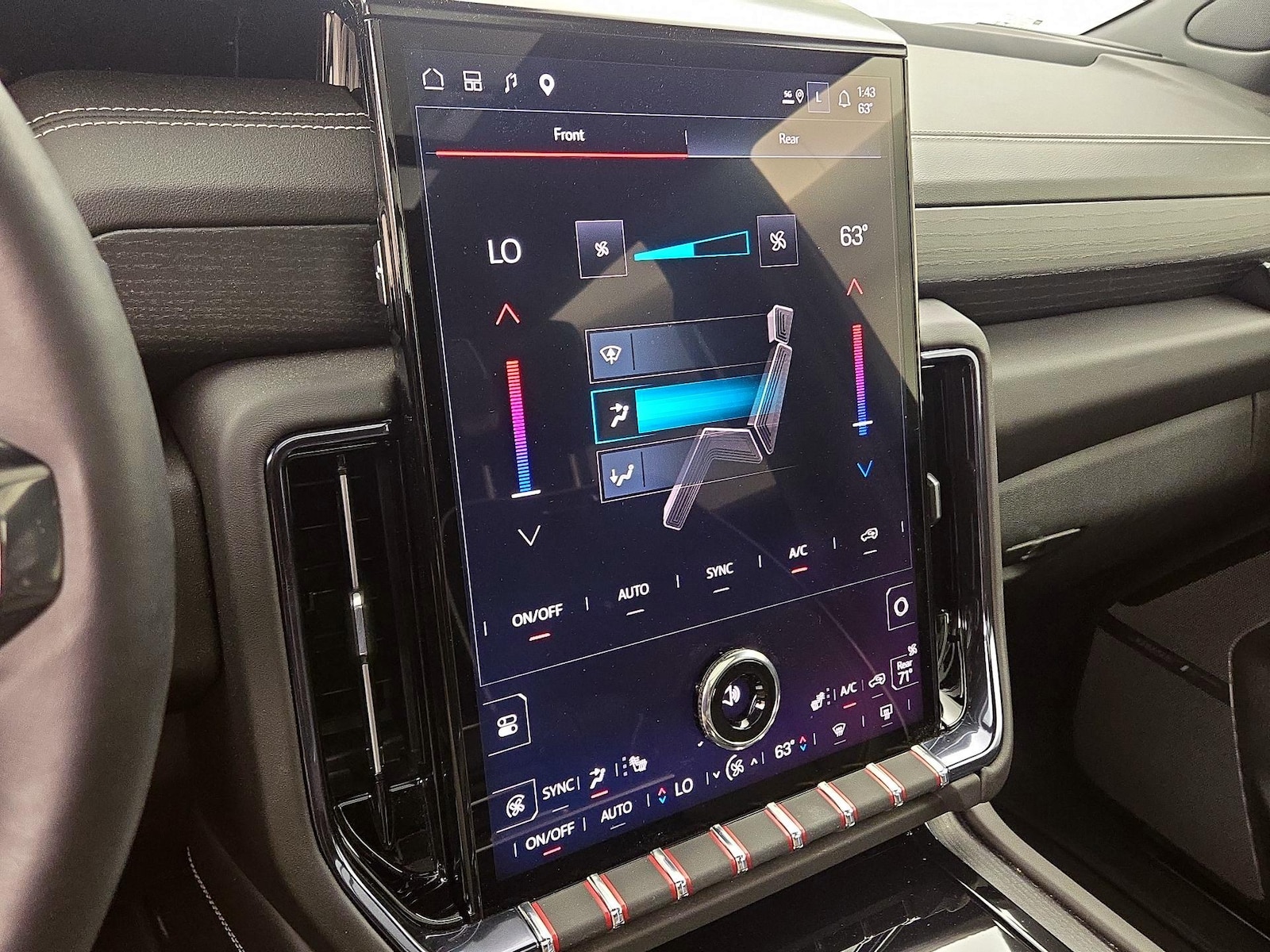 2025 GMC Yukon XL AT4 Ultimate - Photo 18
