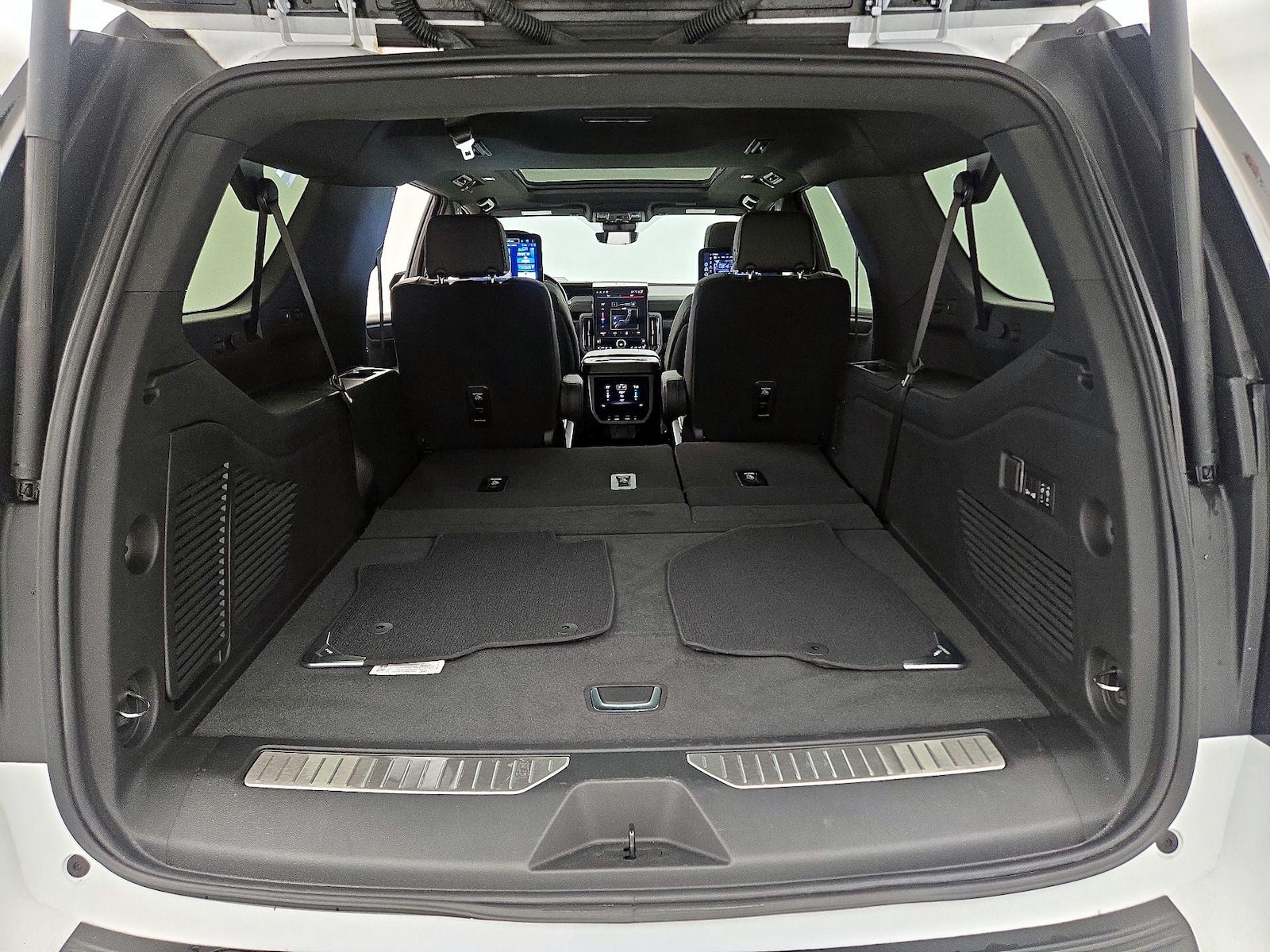 2025 GMC Yukon XL AT4 Ultimate - Photo 25
