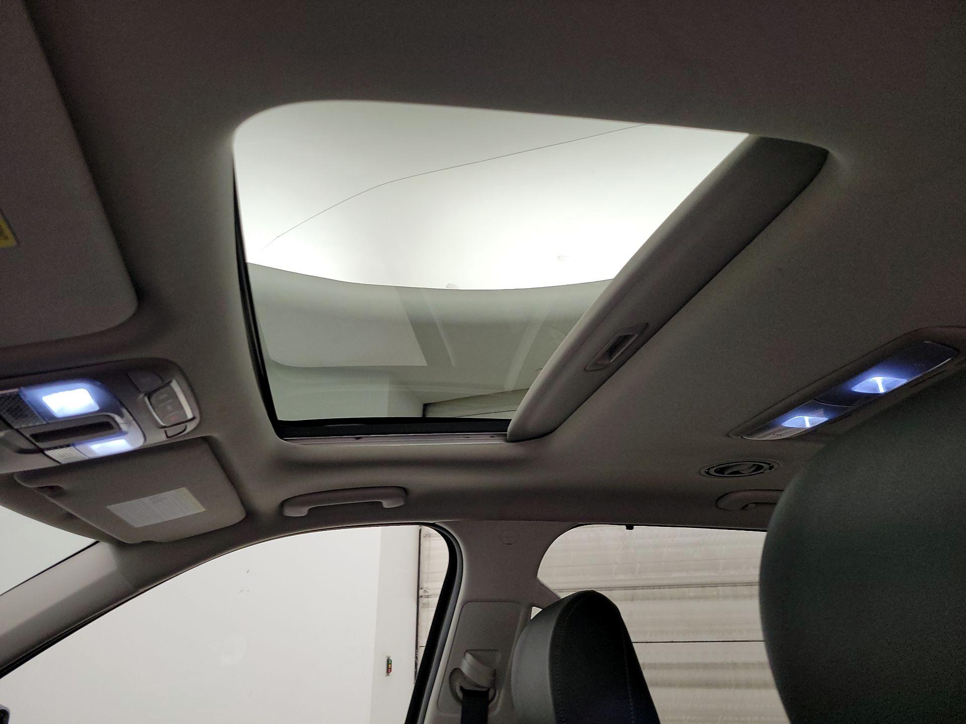 Thumbnail: 2022 Kia Telluride - 20