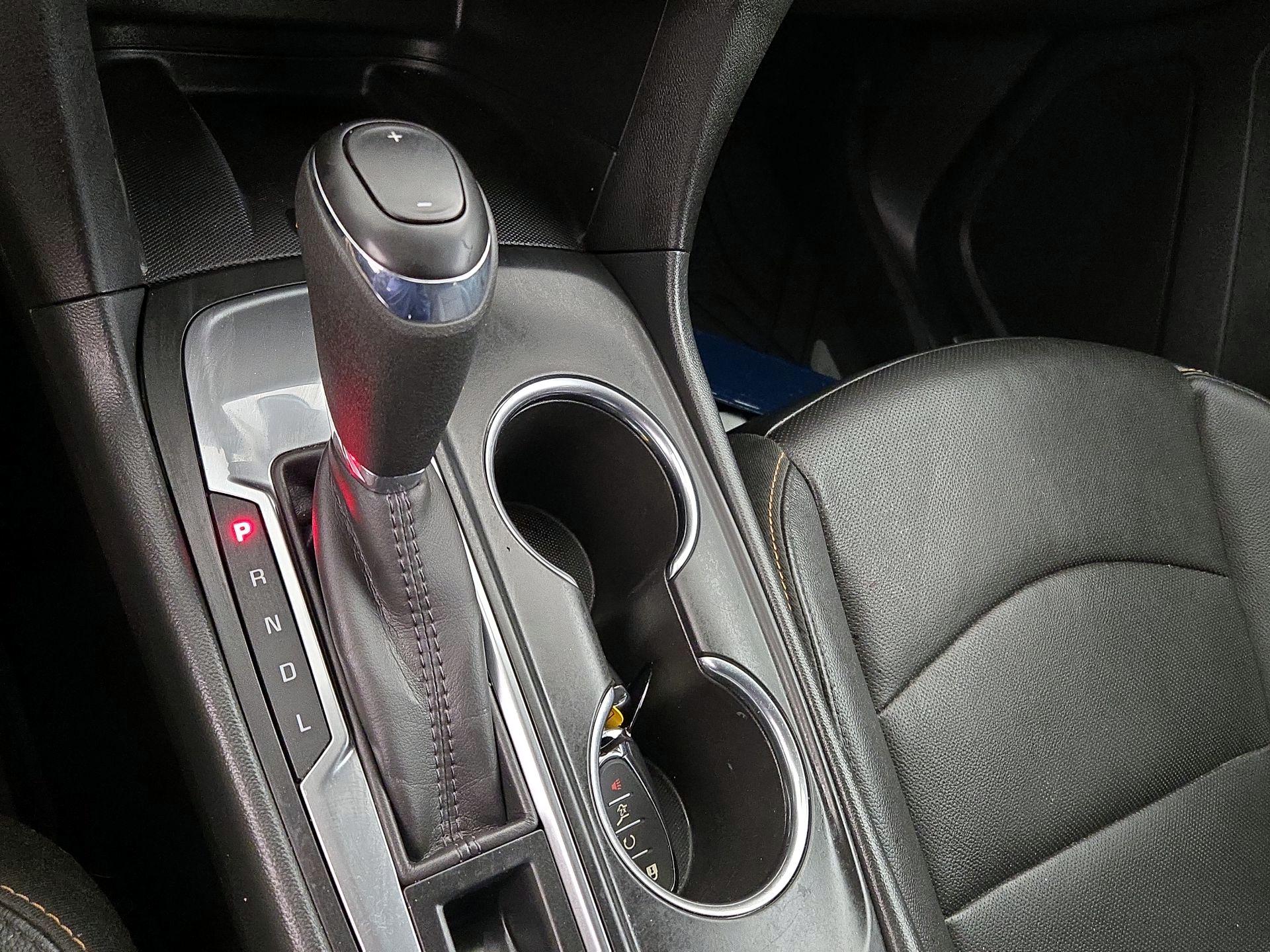 Thumbnail: 2020 Chevrolet Equinox - 17