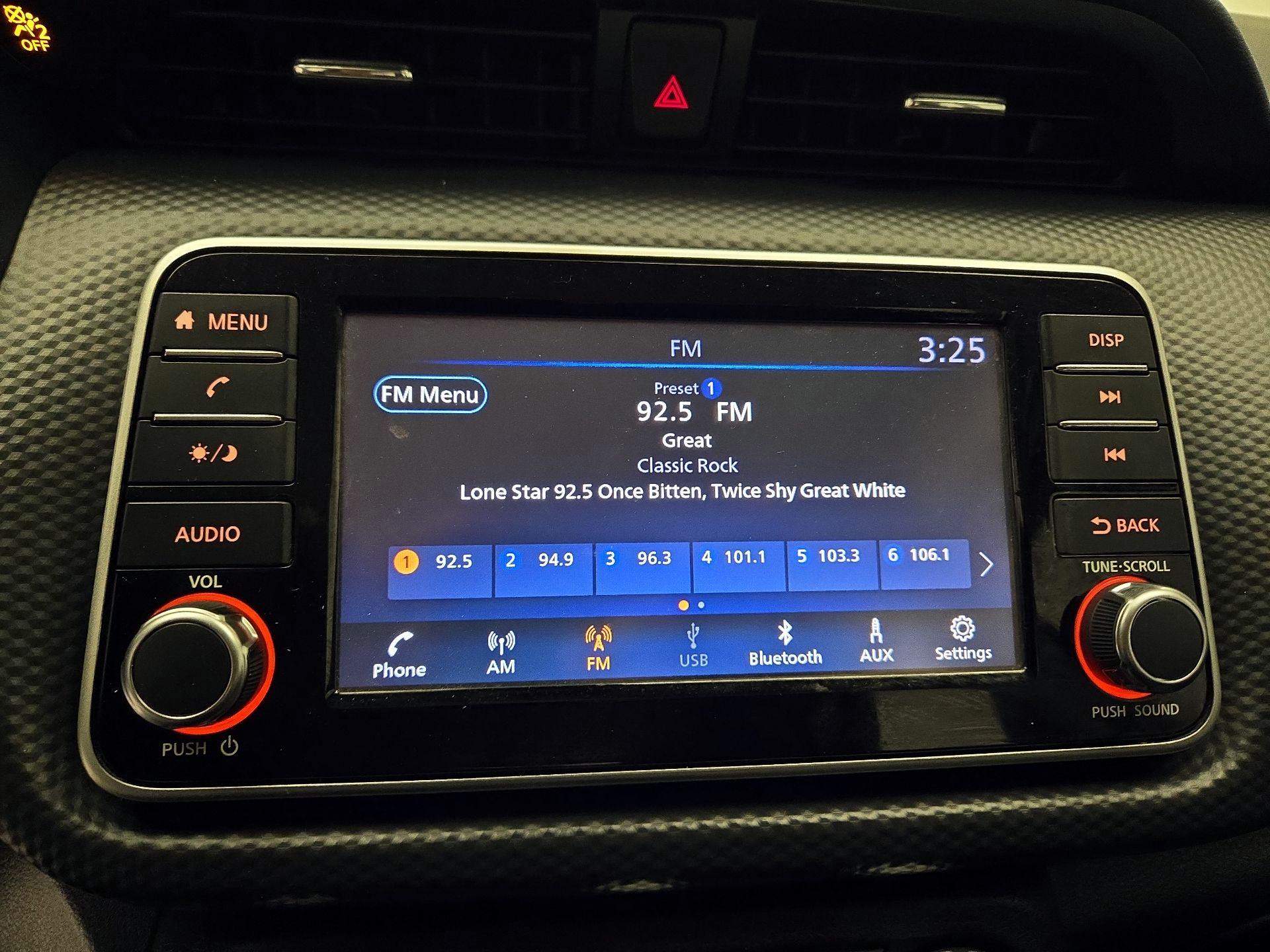 Thumbnail: 2024 Nissan Kicks - 15