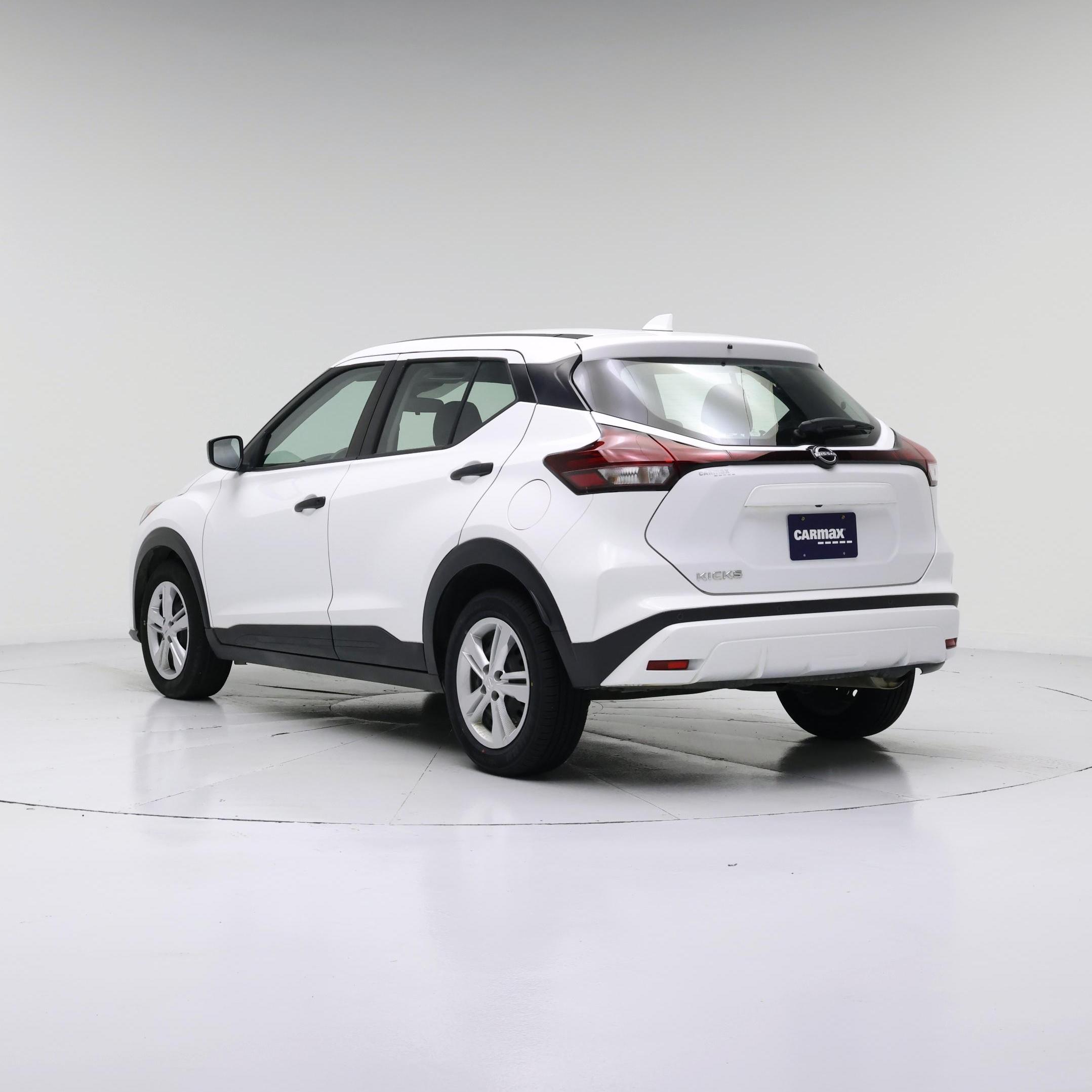 Thumbnail: 2024 Nissan Kicks - 2