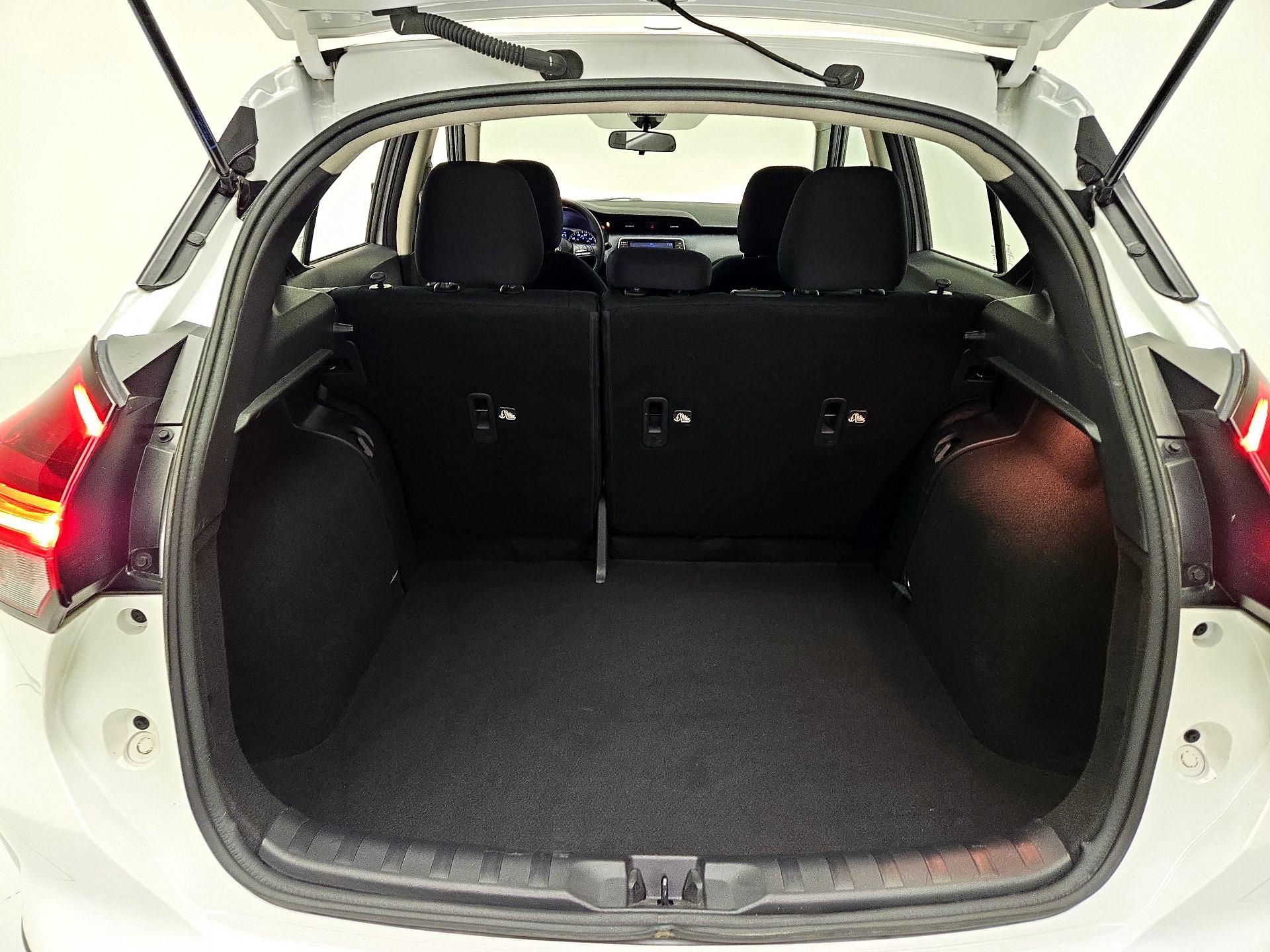 Thumbnail: 2024 Nissan Kicks - 20