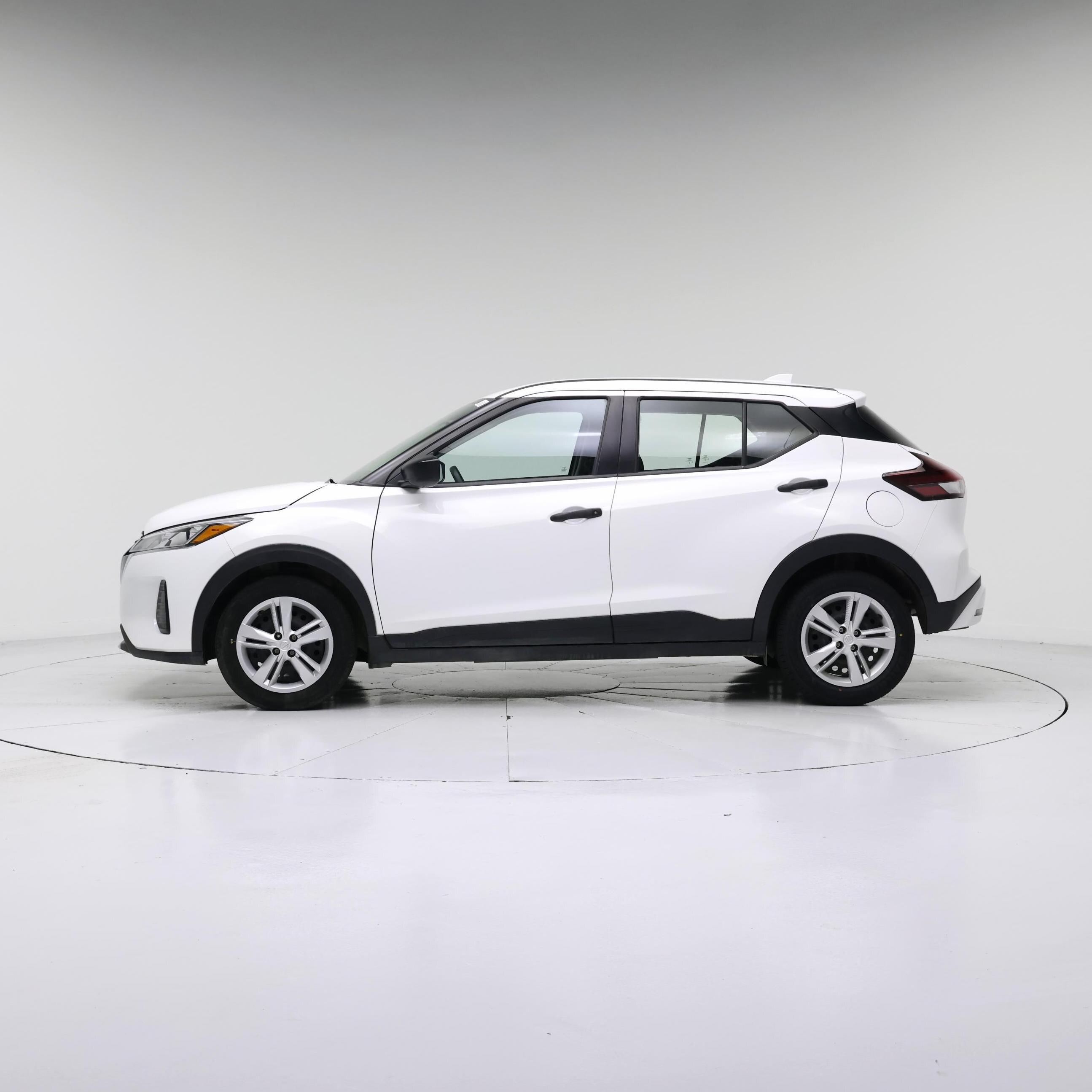 Thumbnail: 2024 Nissan Kicks - 3