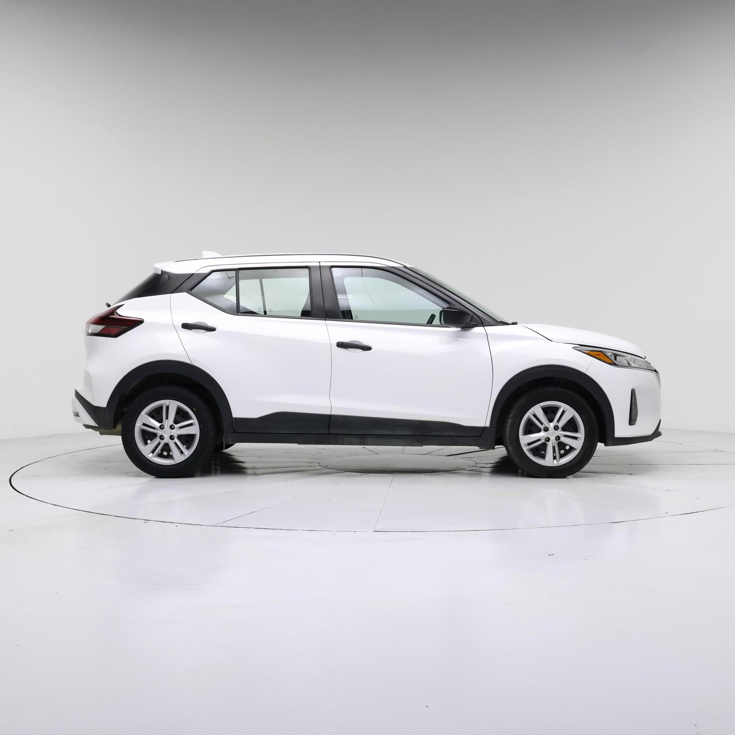 Thumbnail: 2024 Nissan Kicks - 7