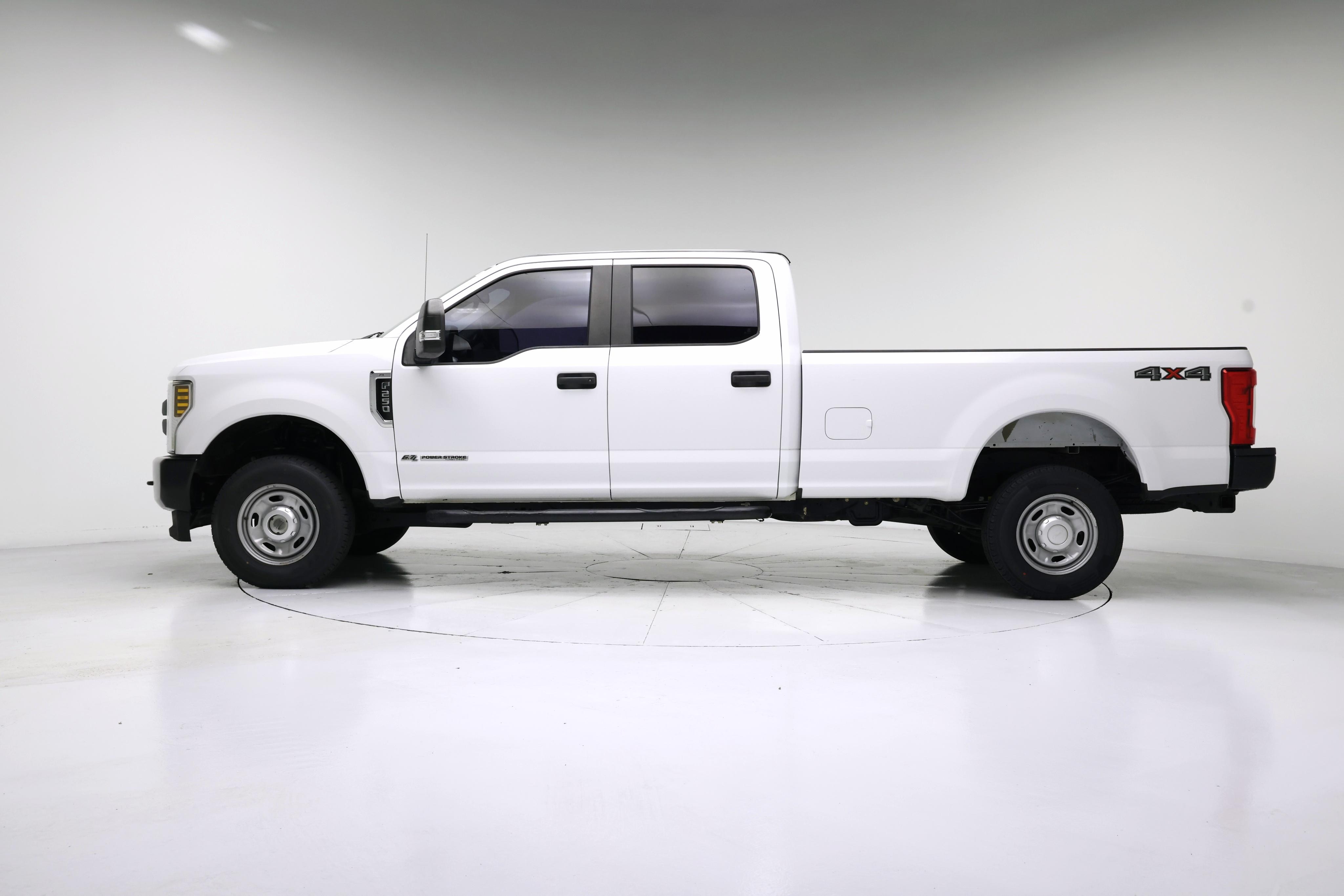 Thumbnail: 2019 Ford F-250 - 3