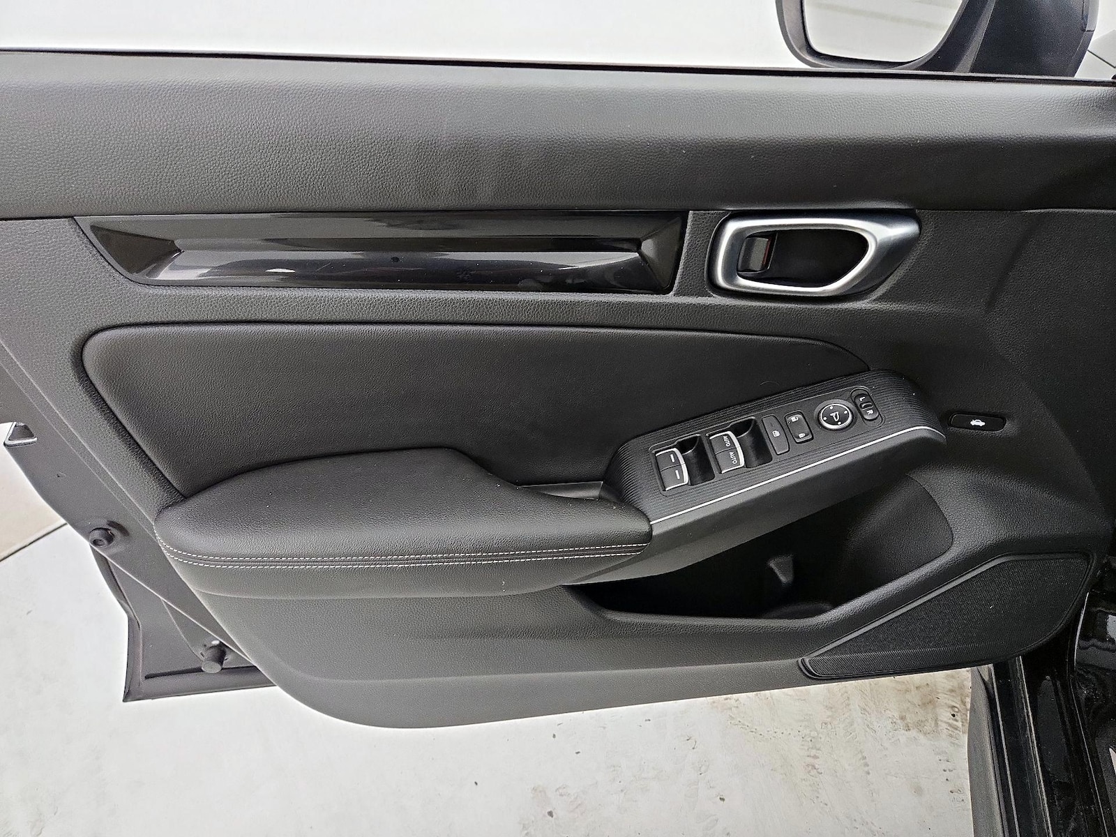 2022 Honda Civic Touring - Photo 13
