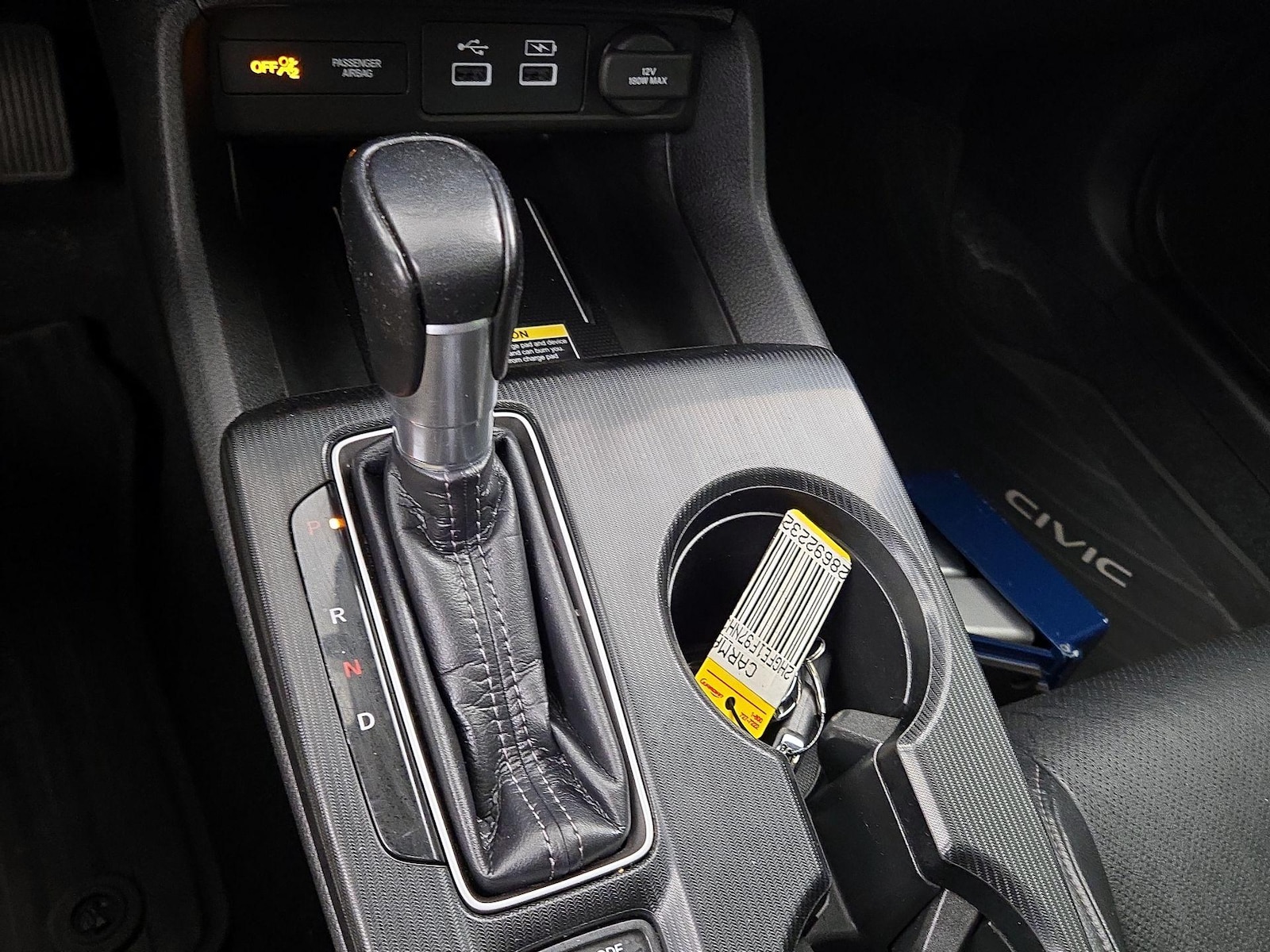 2022 Honda Civic Touring - Photo 18