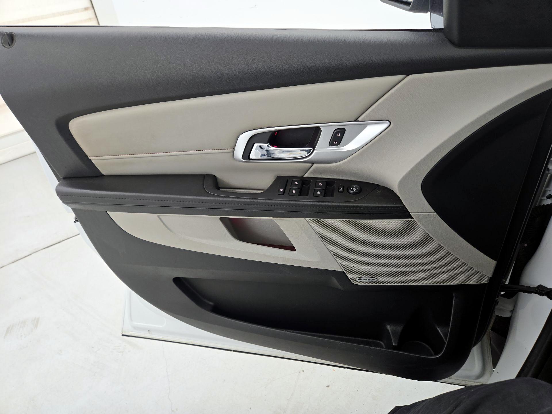 Thumbnail: 2016 GMC Terrain - 12