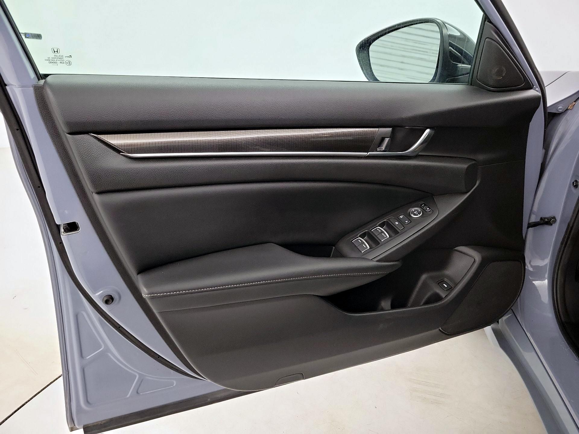 Thumbnail: 2021 Honda Accord - 12