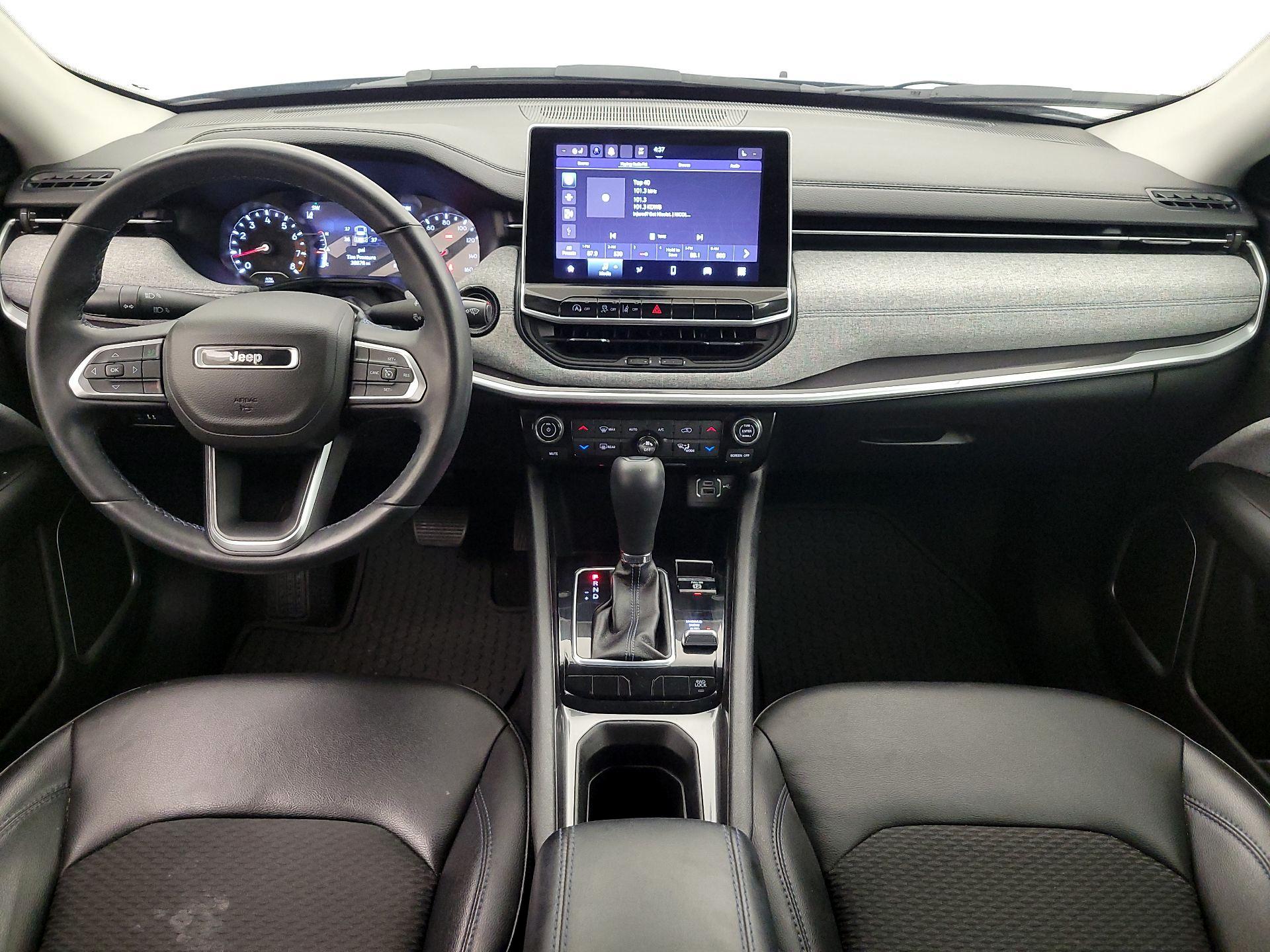 Thumbnail: 2022 Jeep Compass - 9