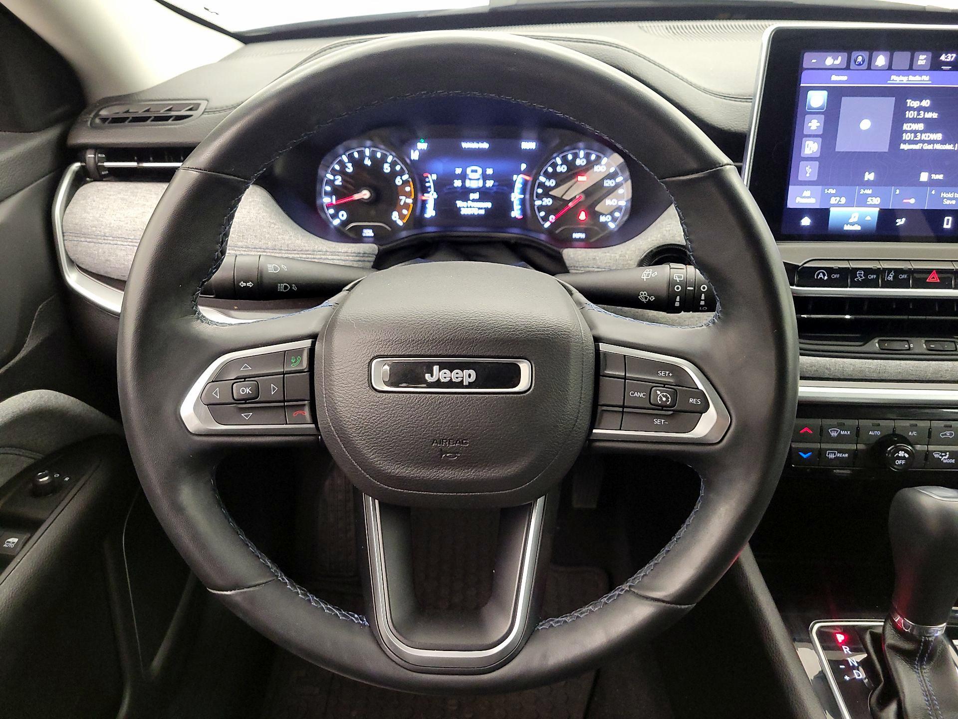 Thumbnail: 2022 Jeep Compass - 10